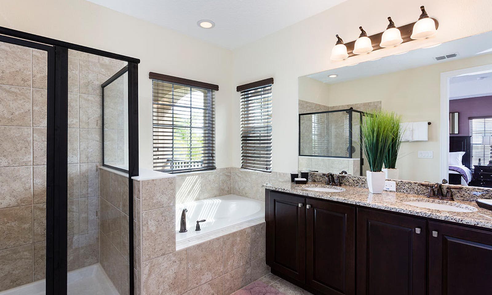 W214 - The Sleek Hideaway