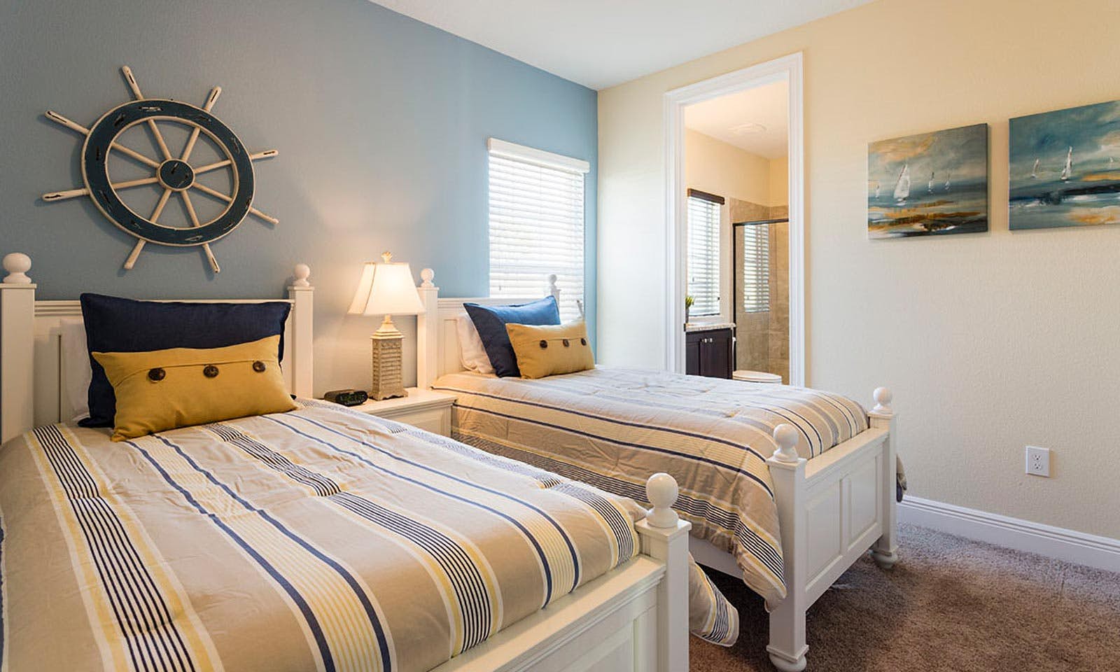 W214 - The Sleek Hideaway