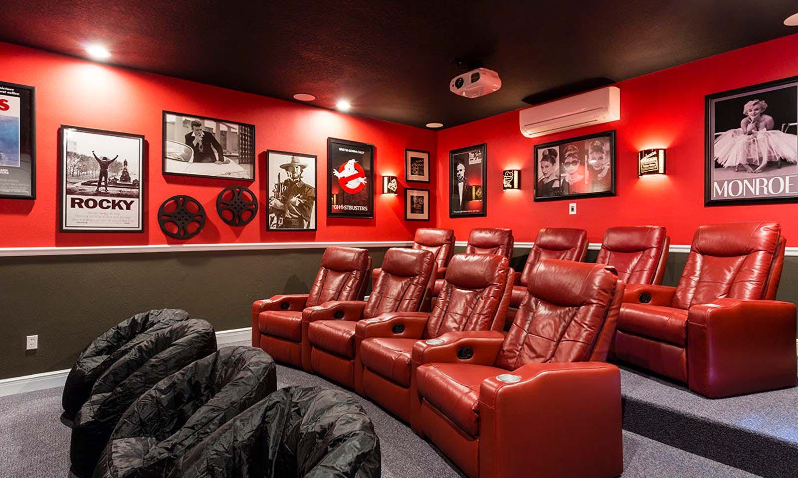 W214 - The Sleek Hideaway