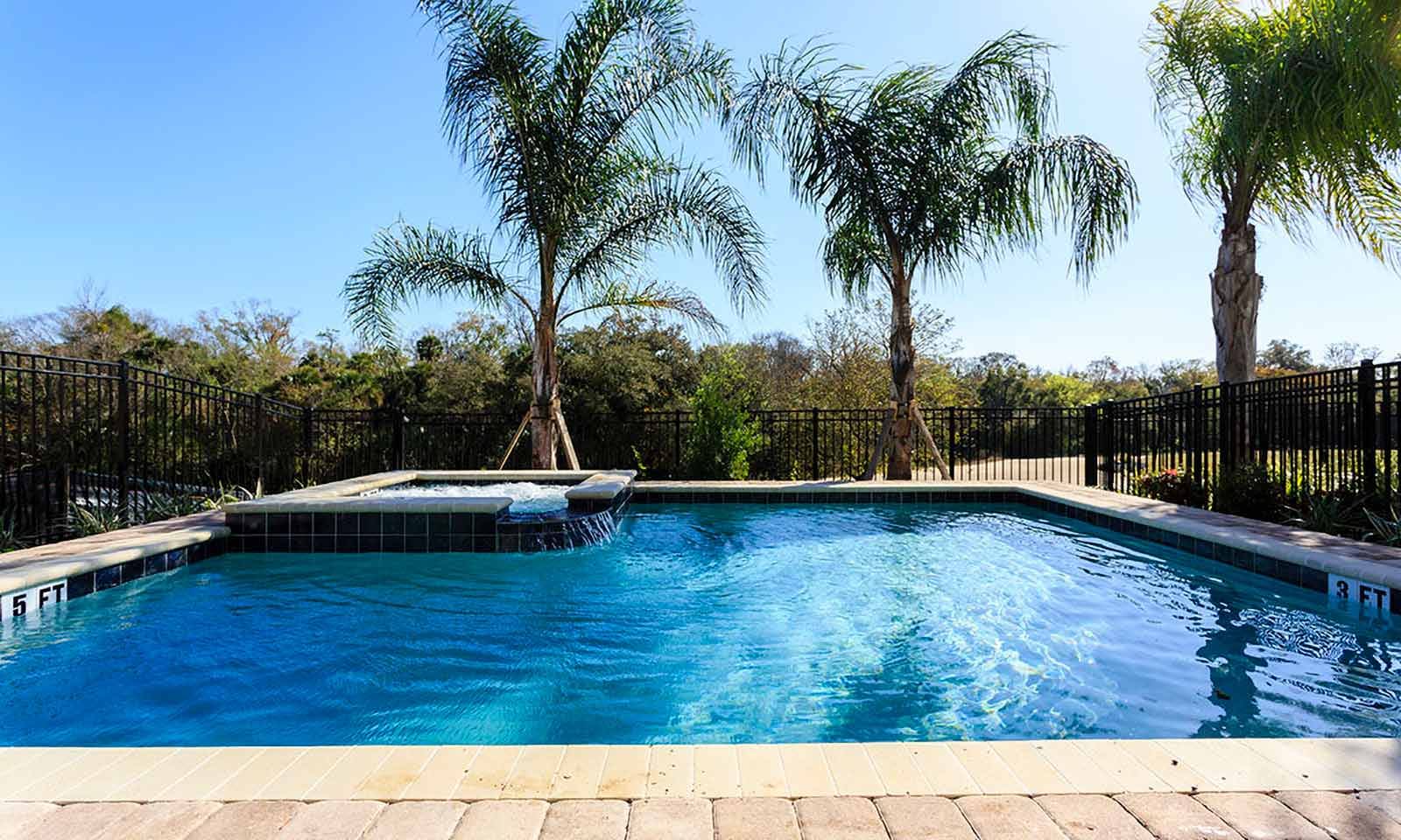 W214 - The Sleek Hideaway