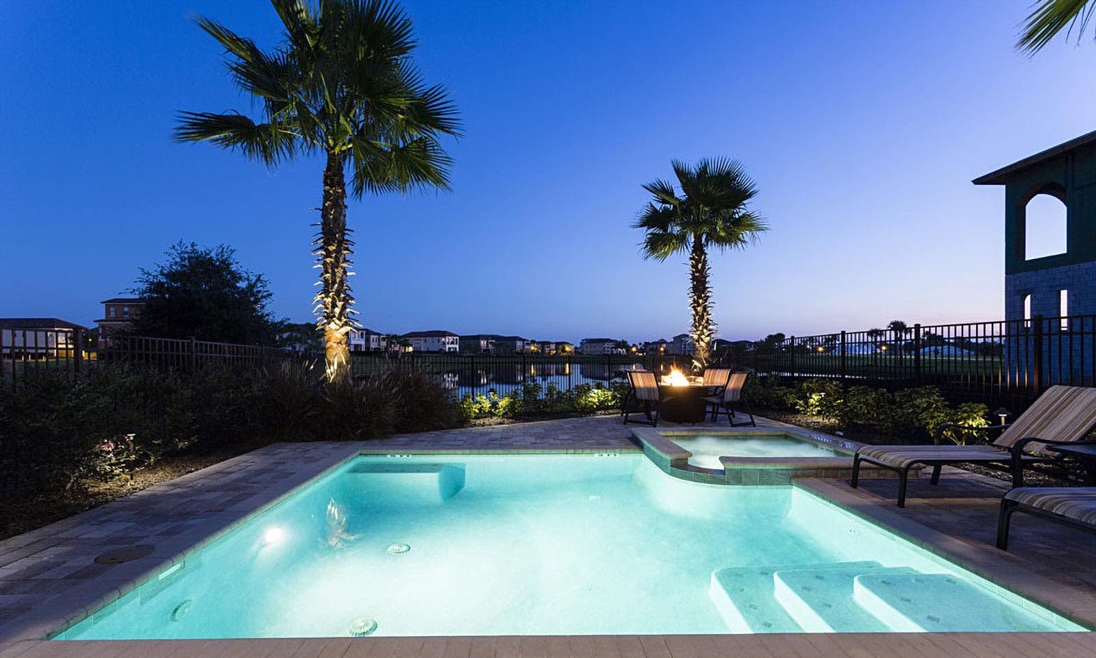 W266 - The Avatar Villa