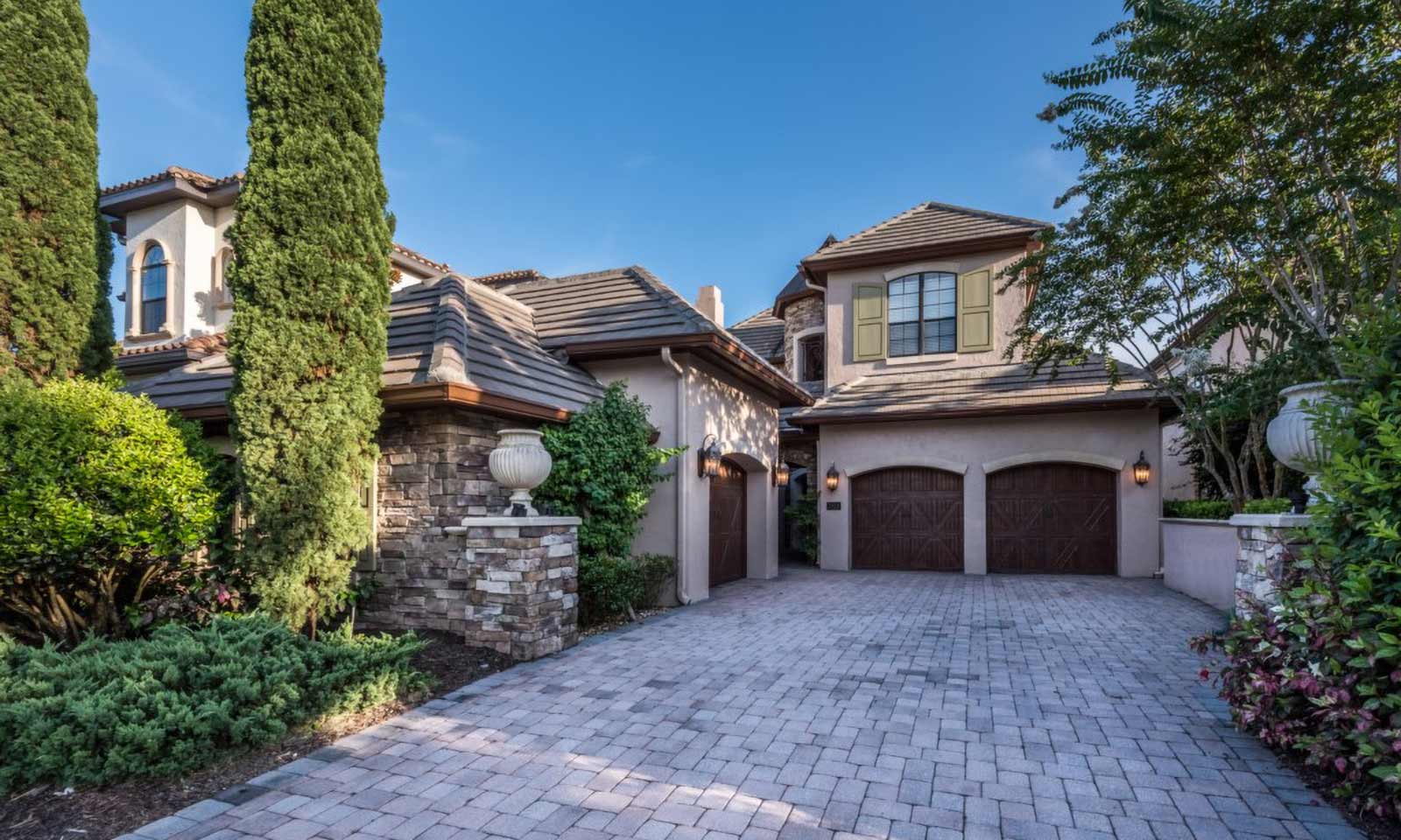 Traditional Home with Open Concept Kitchen at Reunion
