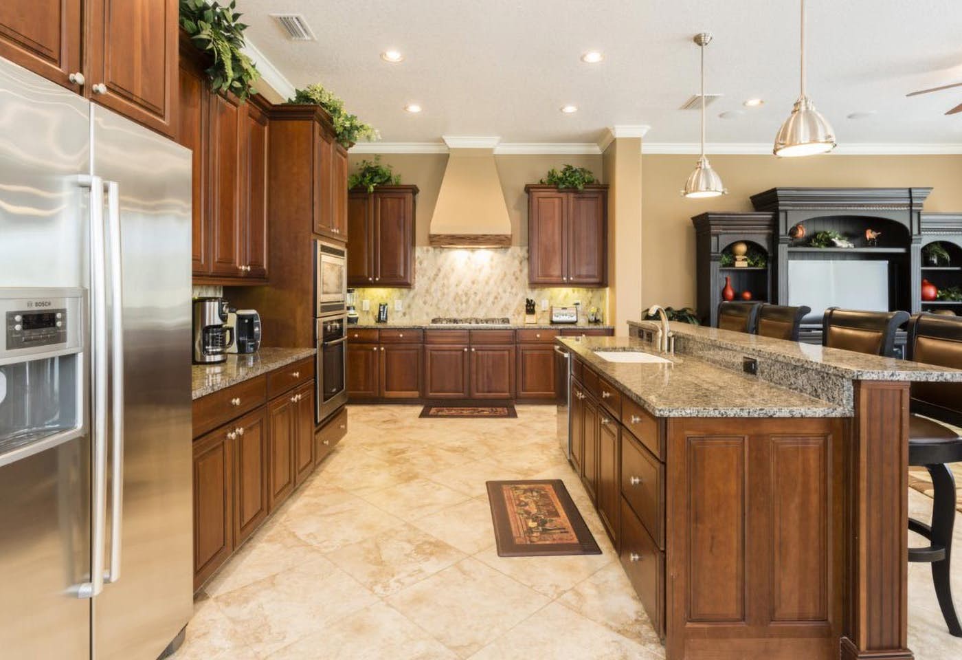 W283 - The Radiant Villa