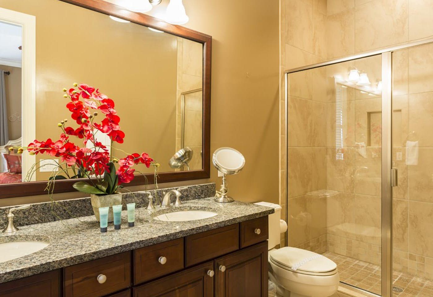 W283 - The Radiant Villa