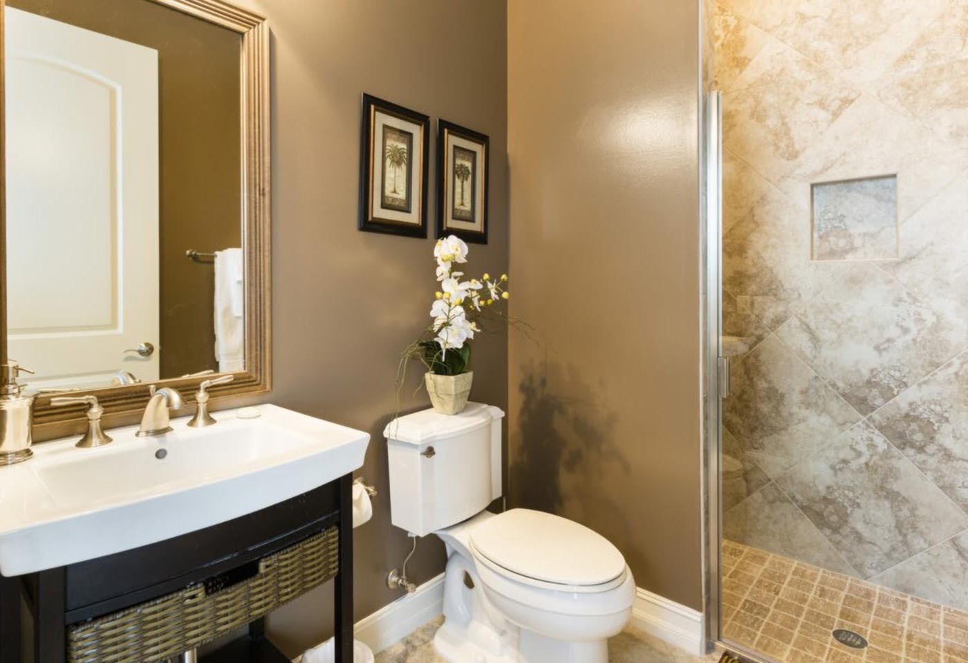 W283 - The Radiant Villa