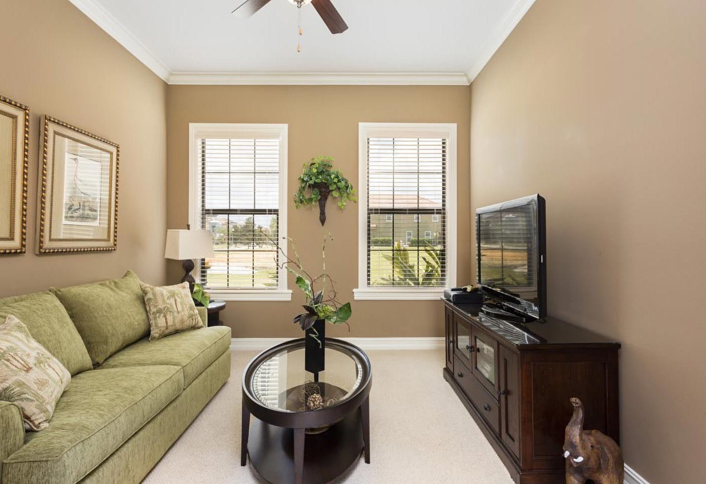 W283 - The Radiant Villa