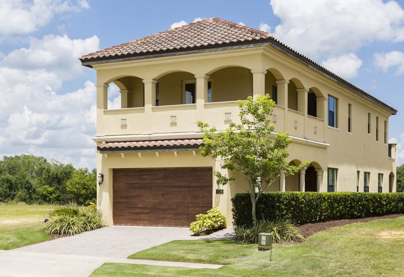 W283 - The Radiant Villa