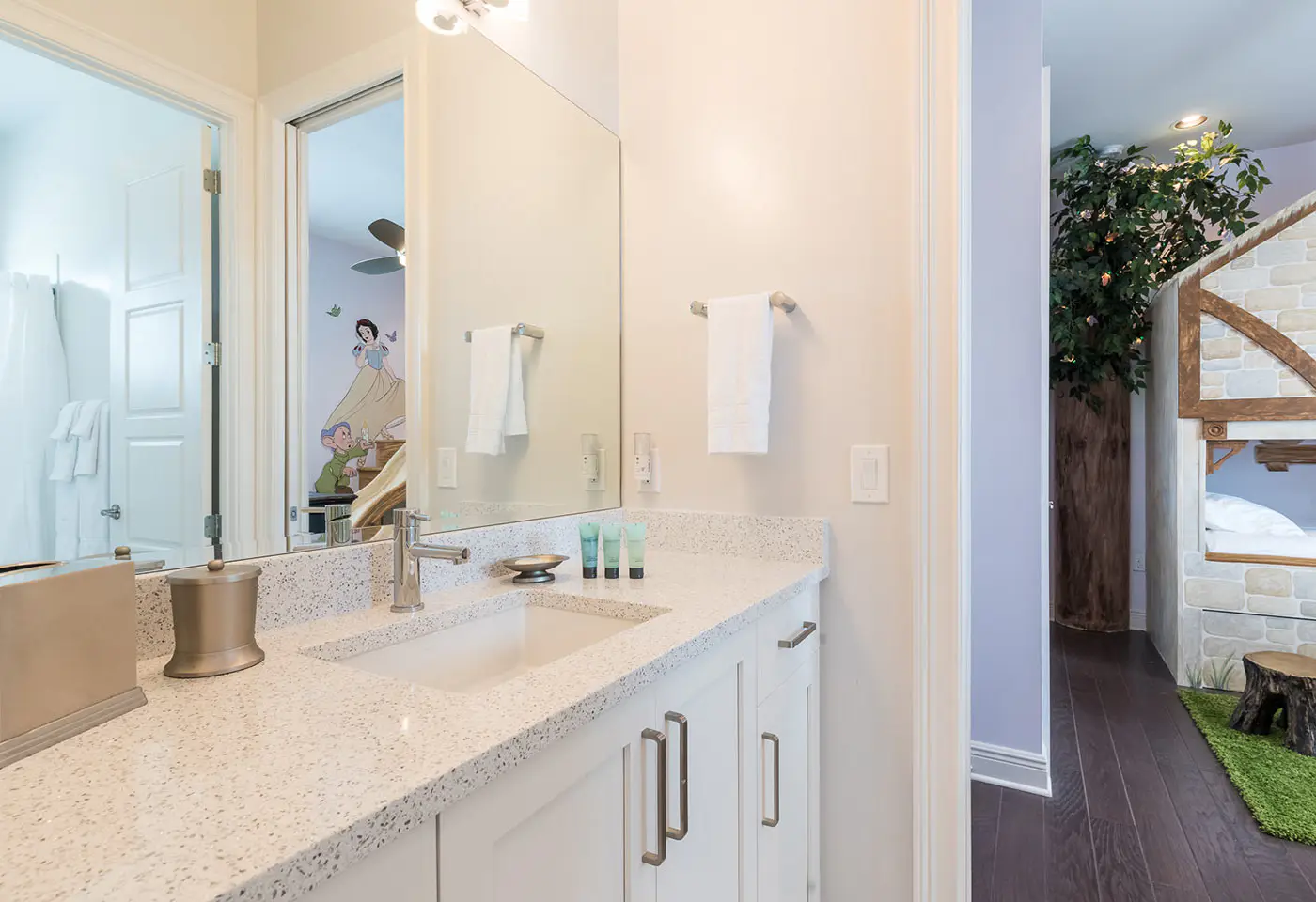 W297E - The Charming Chateau