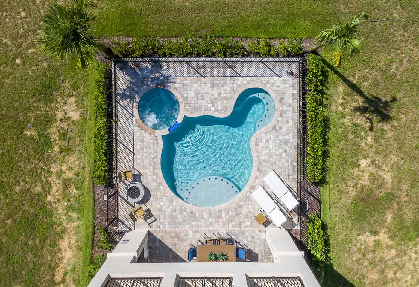 W297E - The Charming Chateau