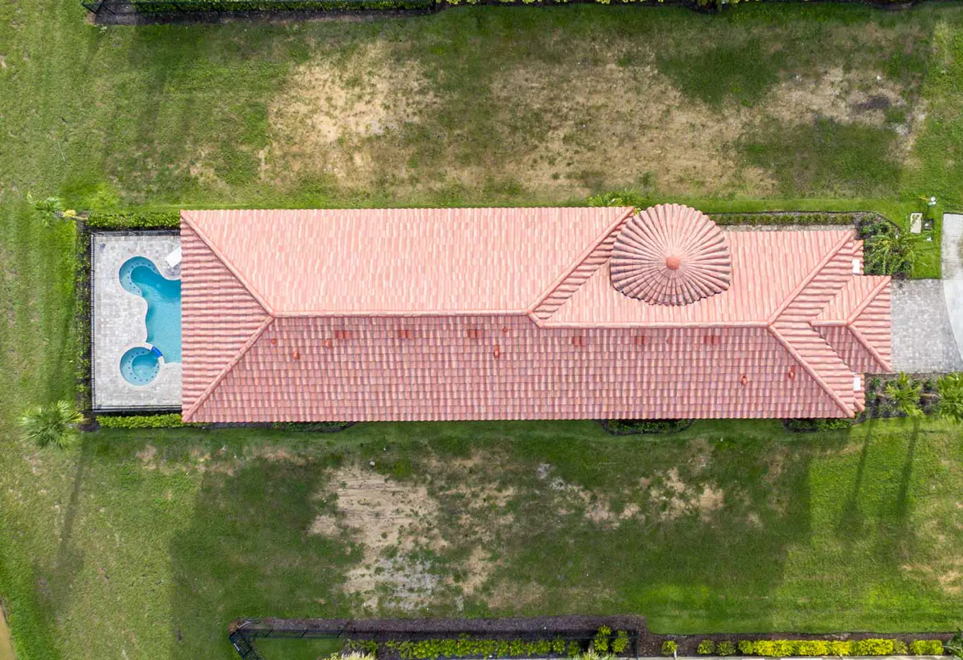 W297E - The Charming Chateau