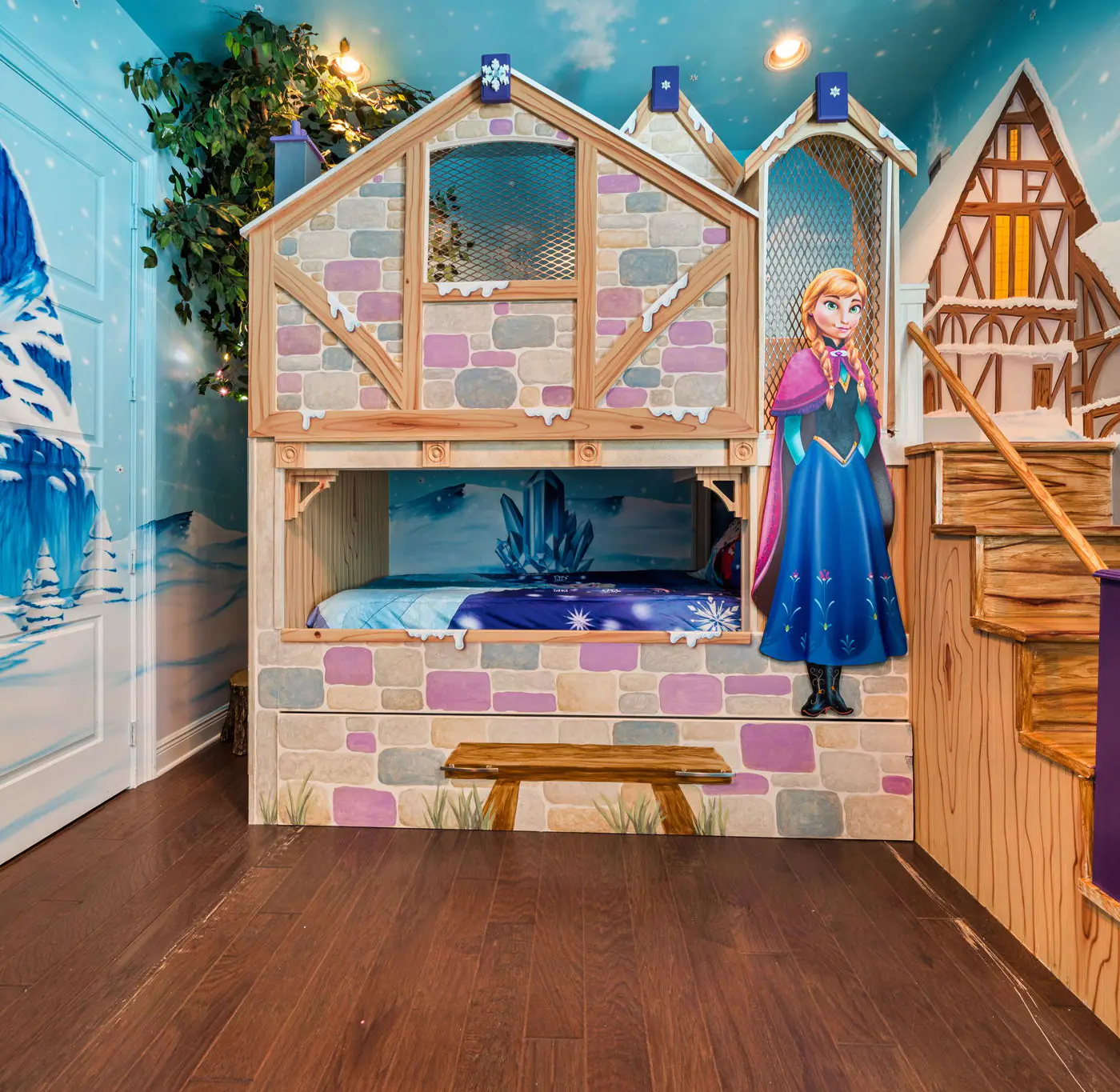 W297E - The Charming Chateau