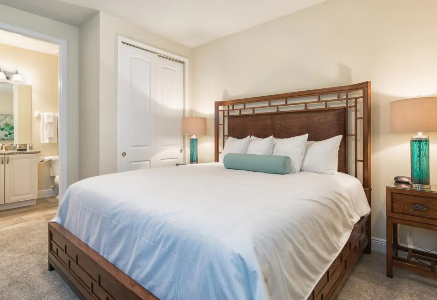 W321 - The Safari Sanctuary