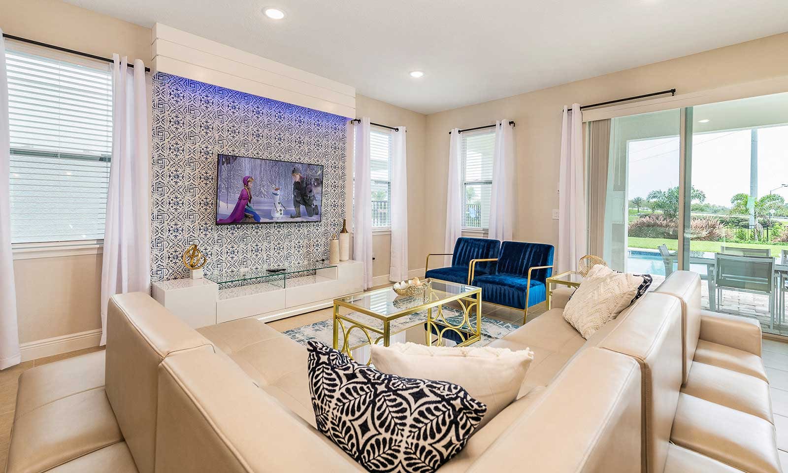 EC368 - The Vibrant Sunny Estate - STCRX1