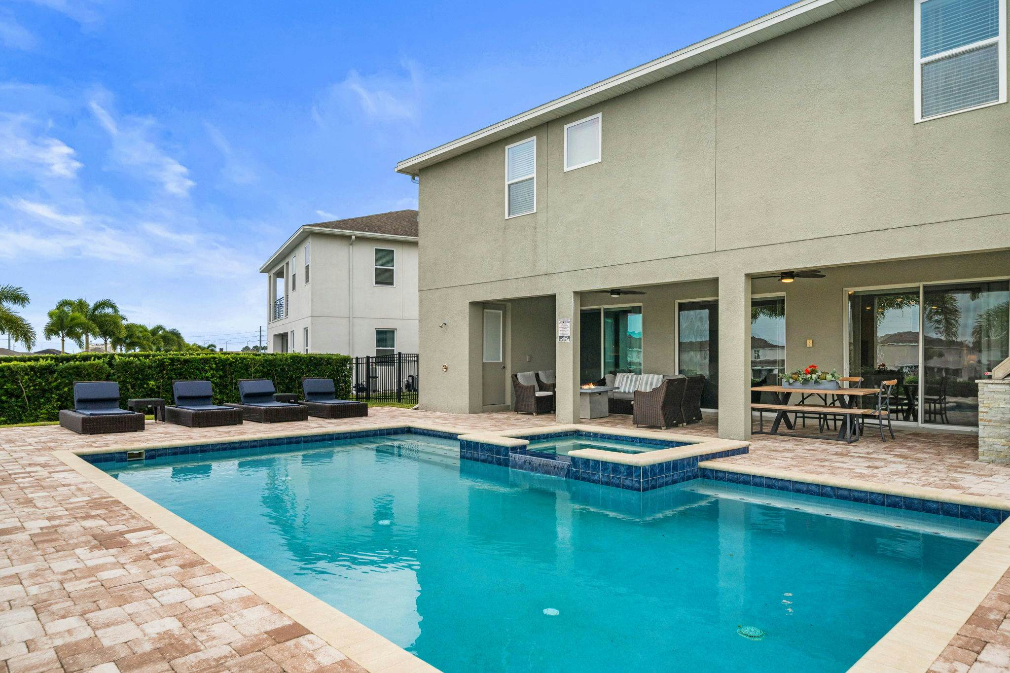 EC385 - The Harmonious Villa - HAW2