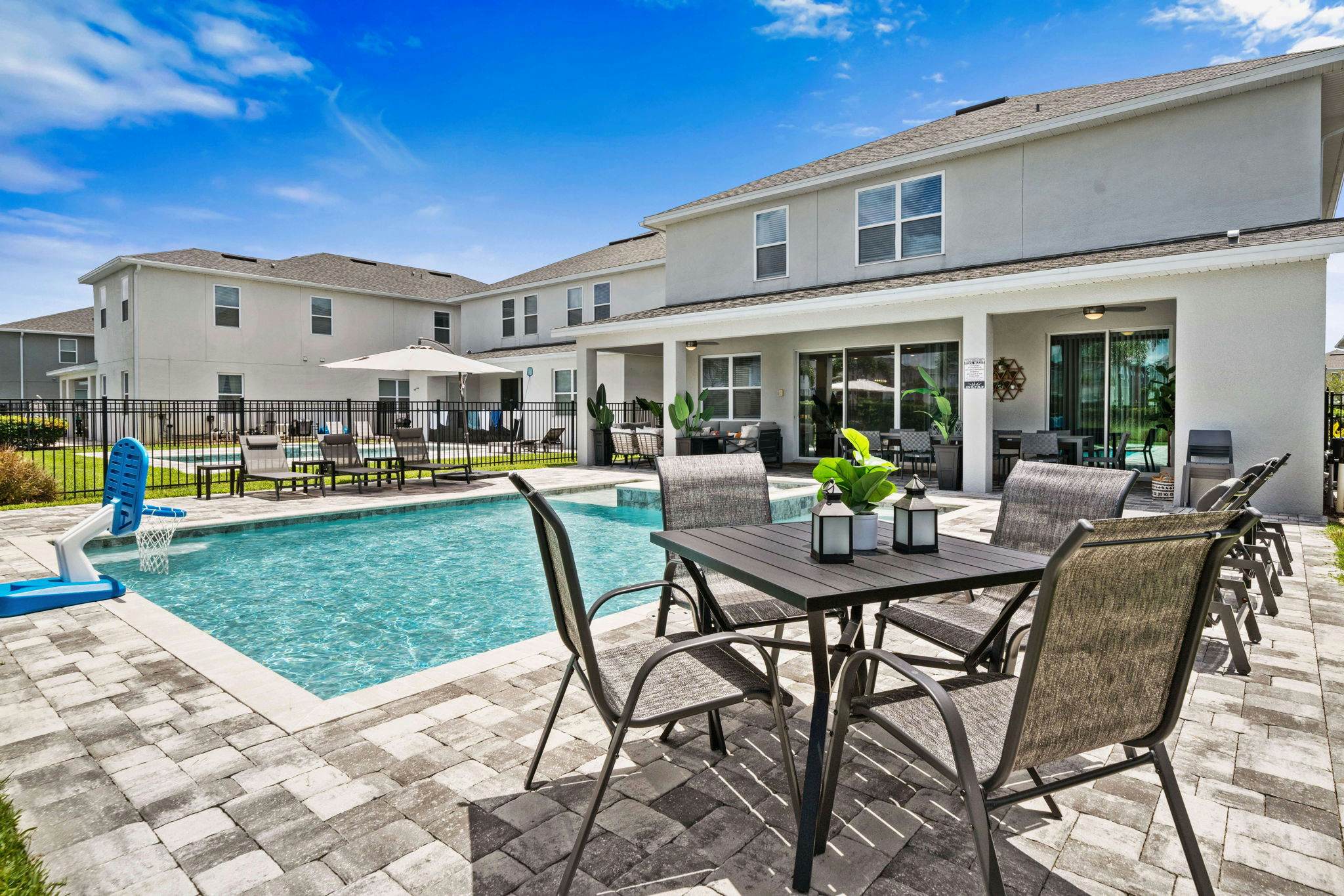 EC387 - The Tranquil Estate - BRD