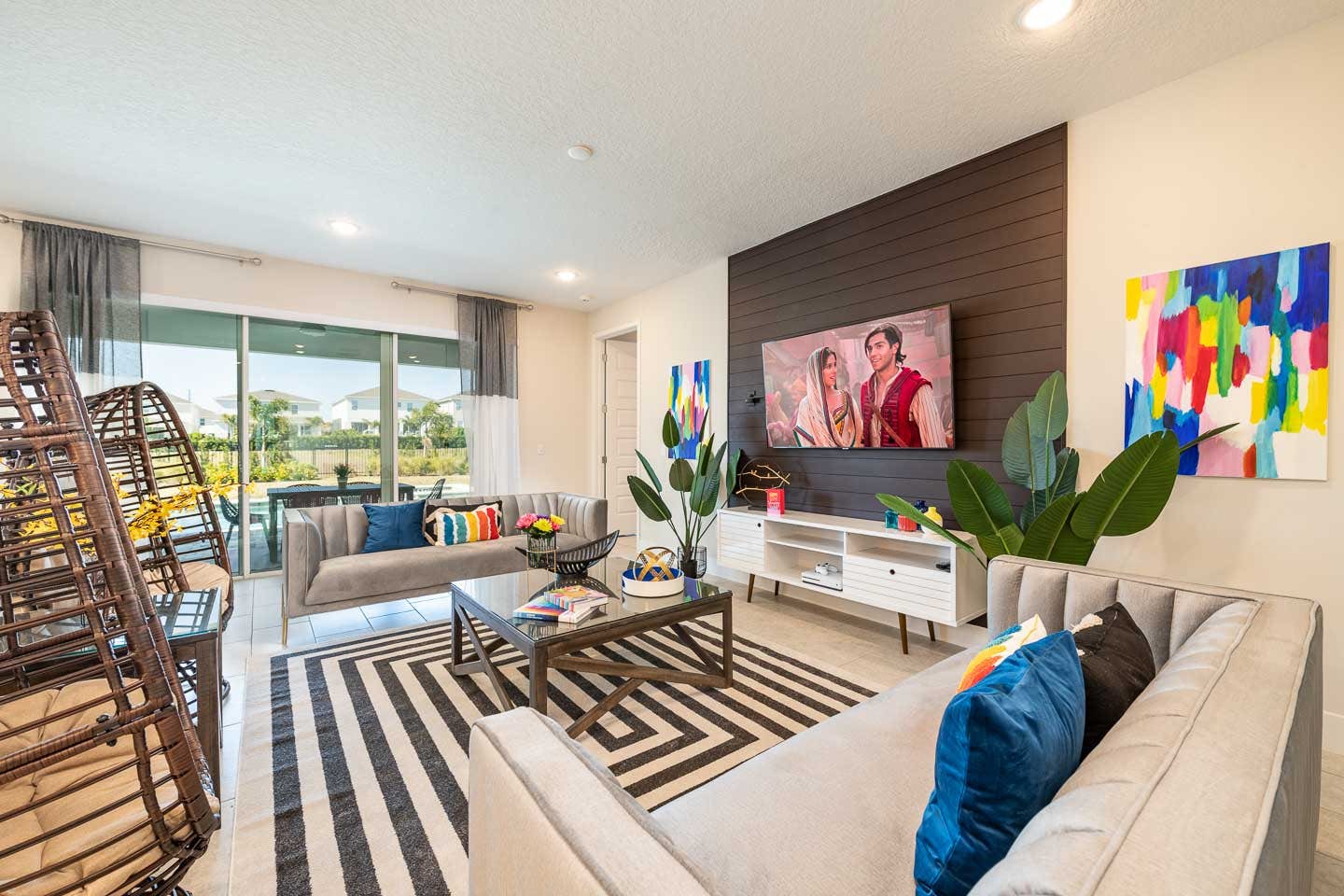 EC388 - The Fun Camper Villa - LAN3