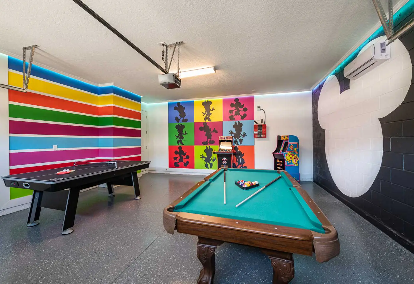 EC388 - The Fun Camper Villa - LAN3