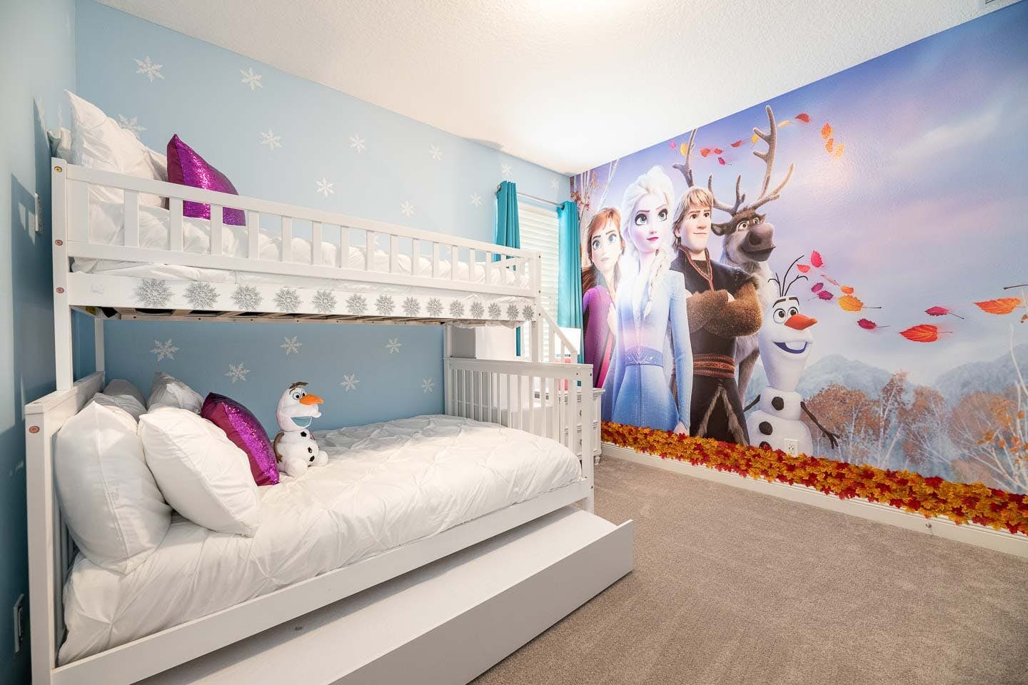 EC393 -The Trendy Villa - STCRX2