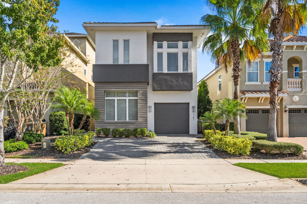 W389 - The Marvelously Mod Villa