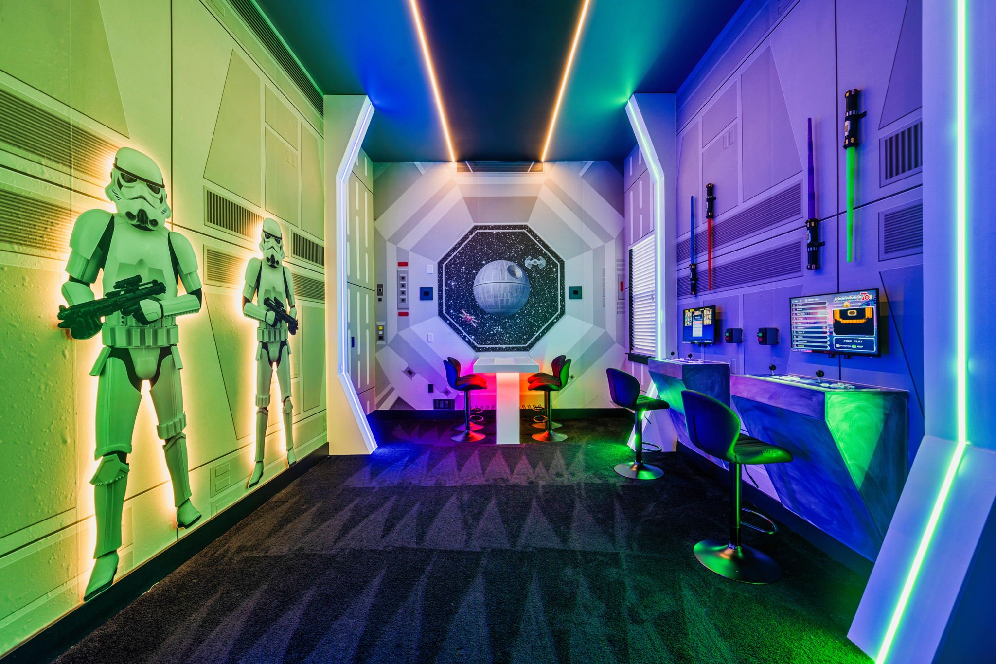 Modern Villa with Games Room at Reunion