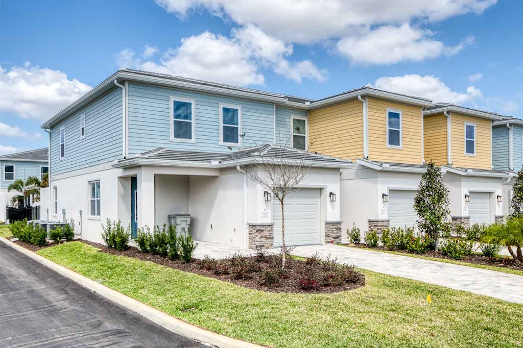Bright and Sunny Townhouse with Games Room at Reunion