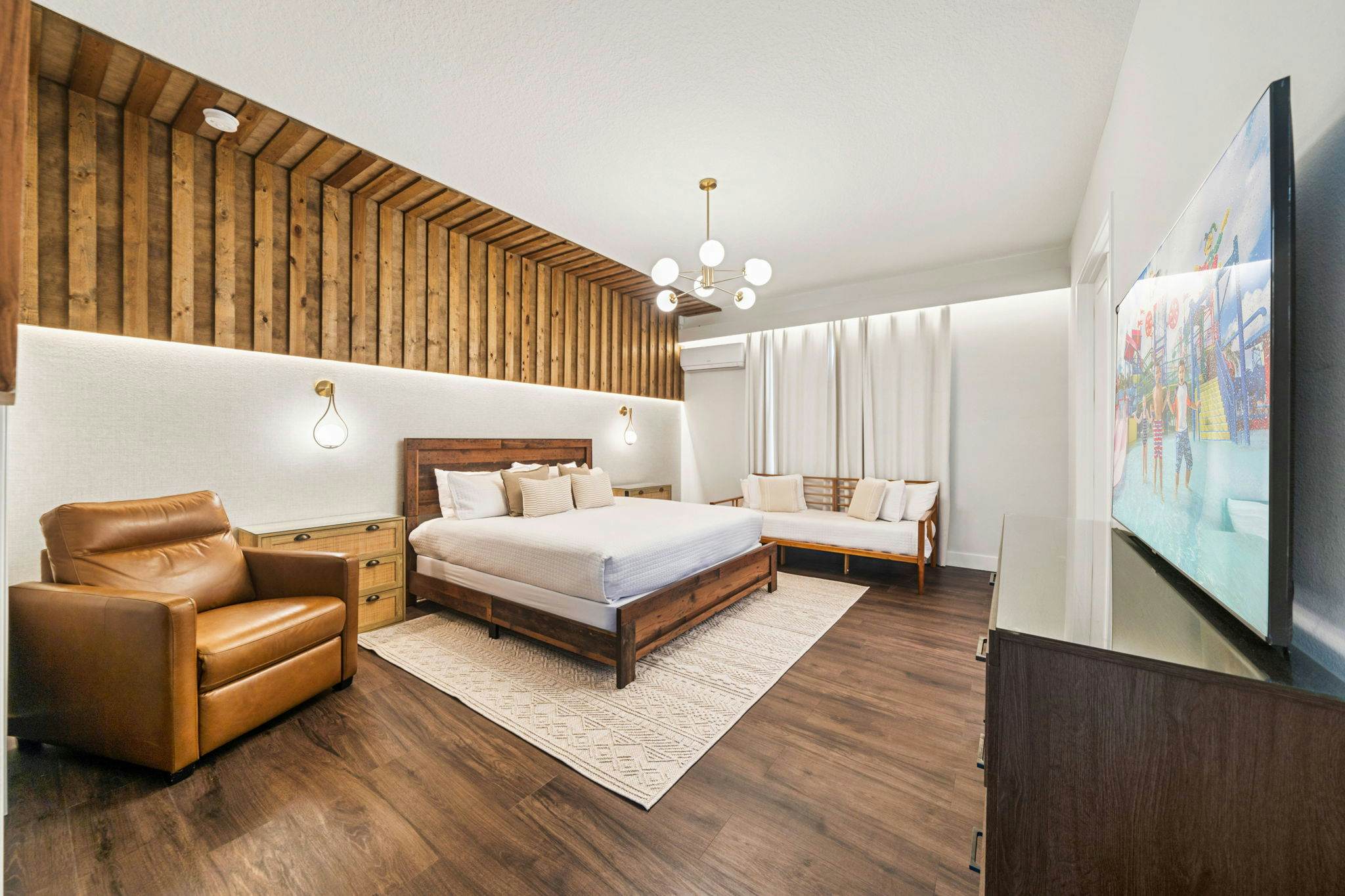 BD016E - The Tropical Bear's Den Oasis