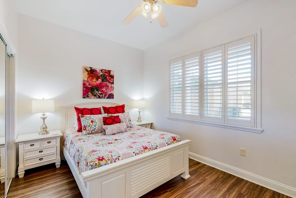 Elevated Condo With Wraparound Porch at Reunion