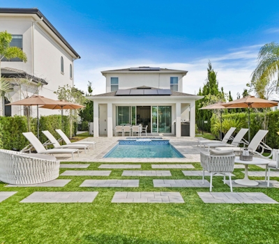 W476 - The Villa Tranquility