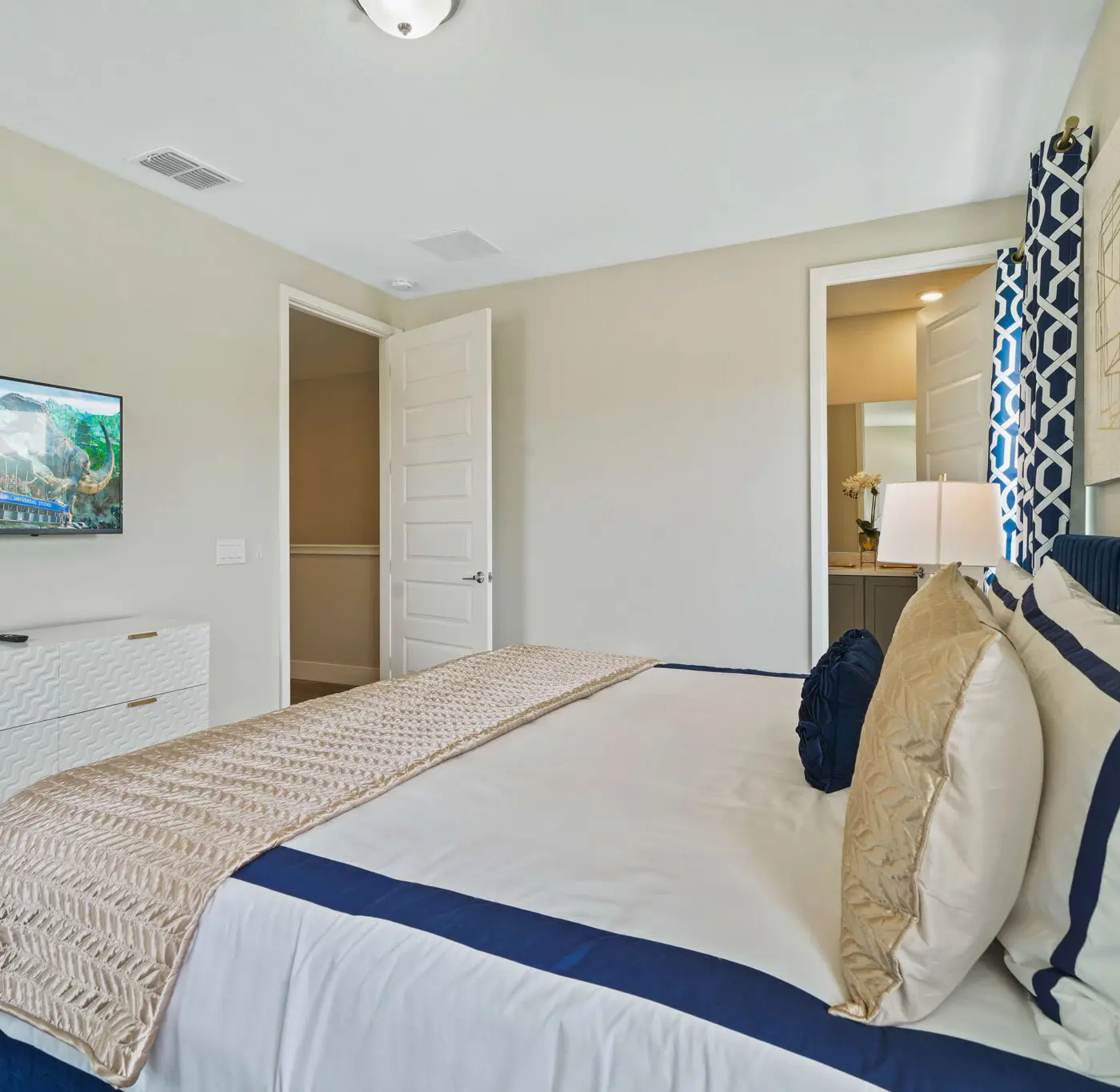 W477 - The Blue Suede Townhome