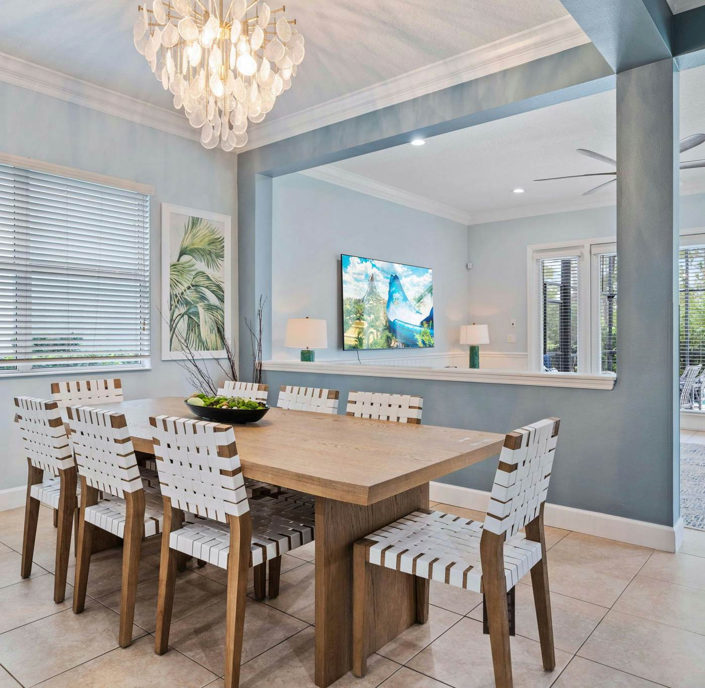 W479 - Modern Seaside Cottage