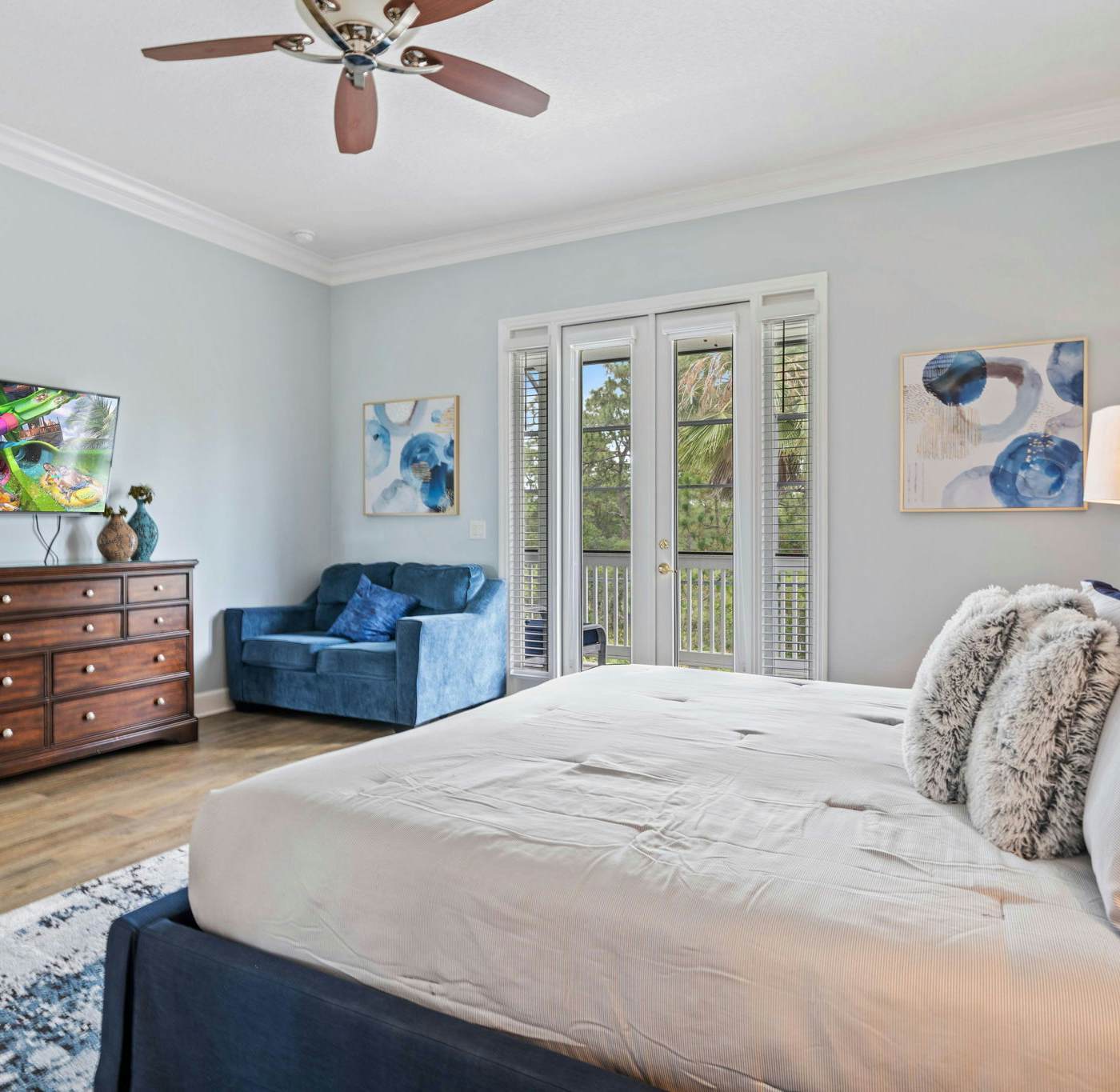 W479 - Modern Seaside Cottage