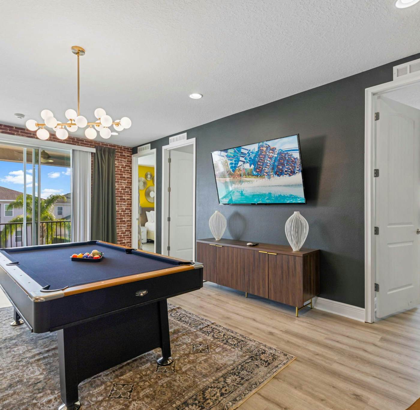 EC488 - The Family Reunion - BIL