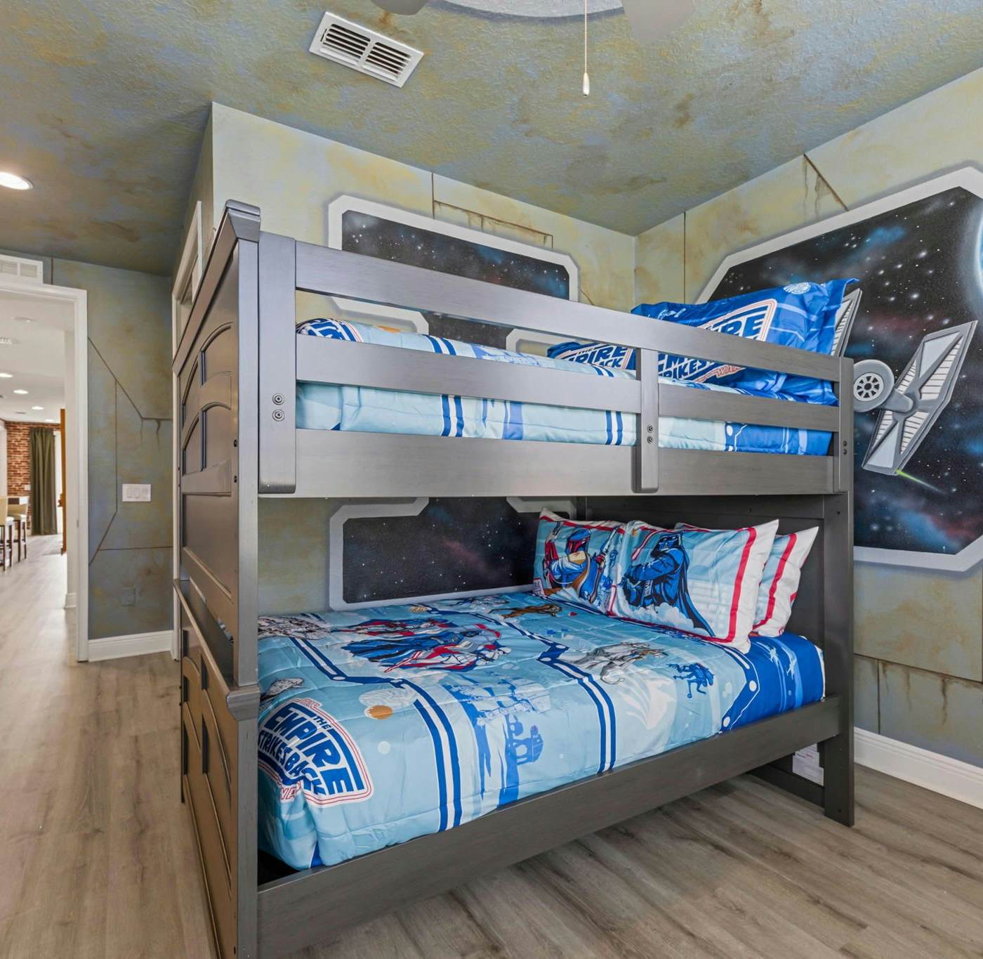 EC488 - The Family Reunion - BIL