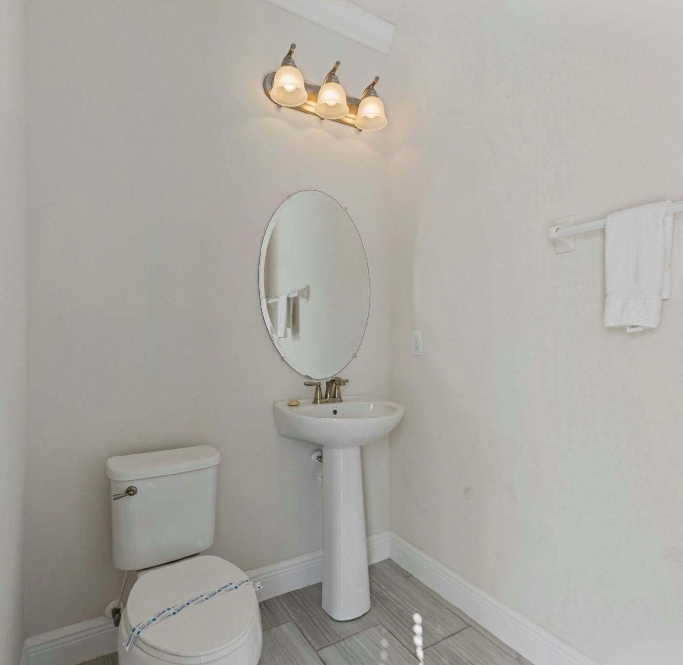 EC488 - The Family Reunion - BIL