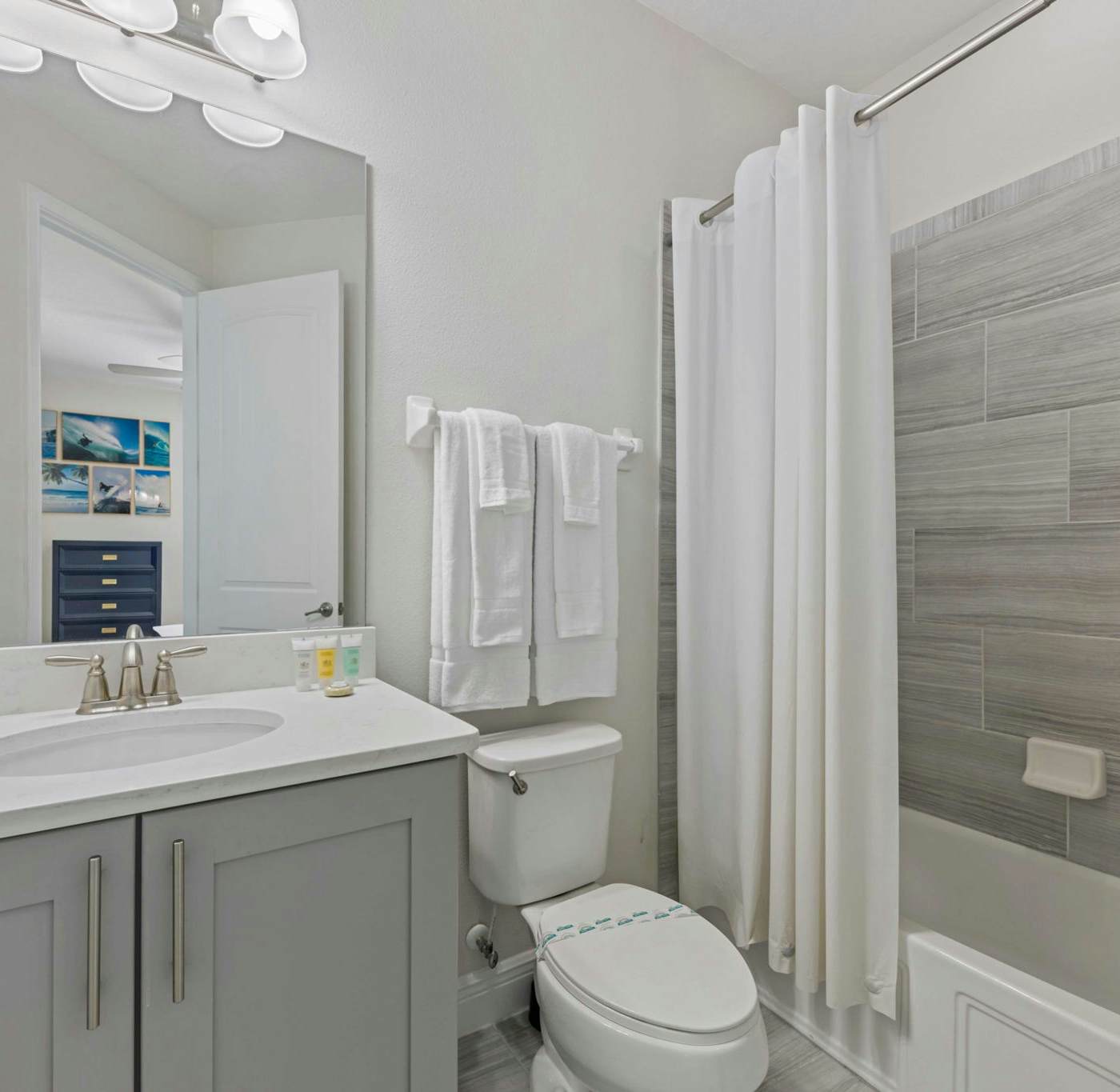 EC488 - The Family Reunion - BIL