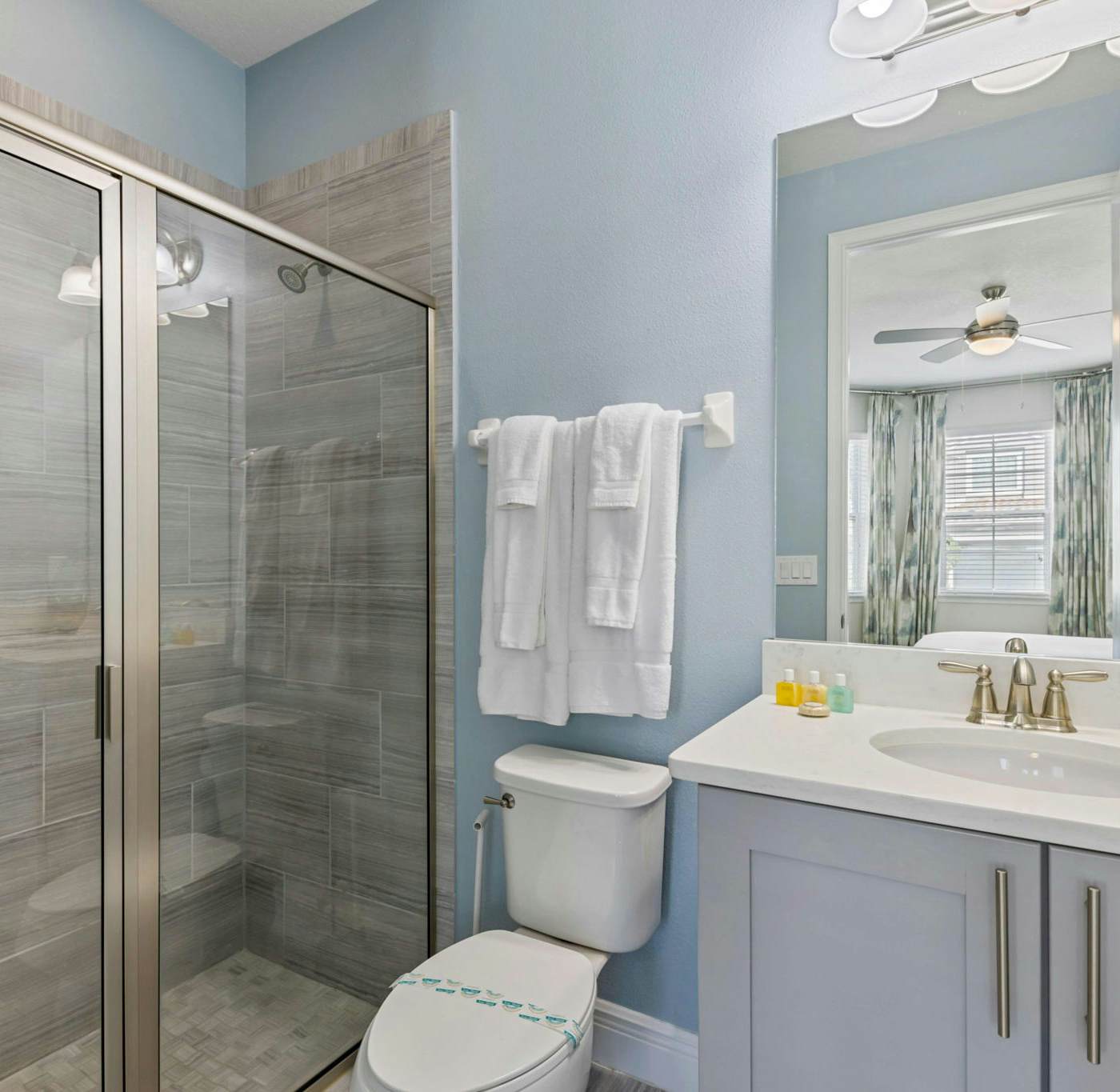 EC488 - The Family Reunion - BIL