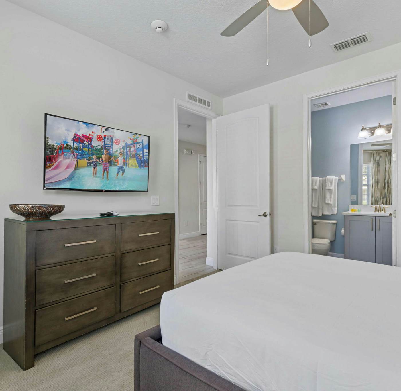 EC488 - The Family Reunion - BIL