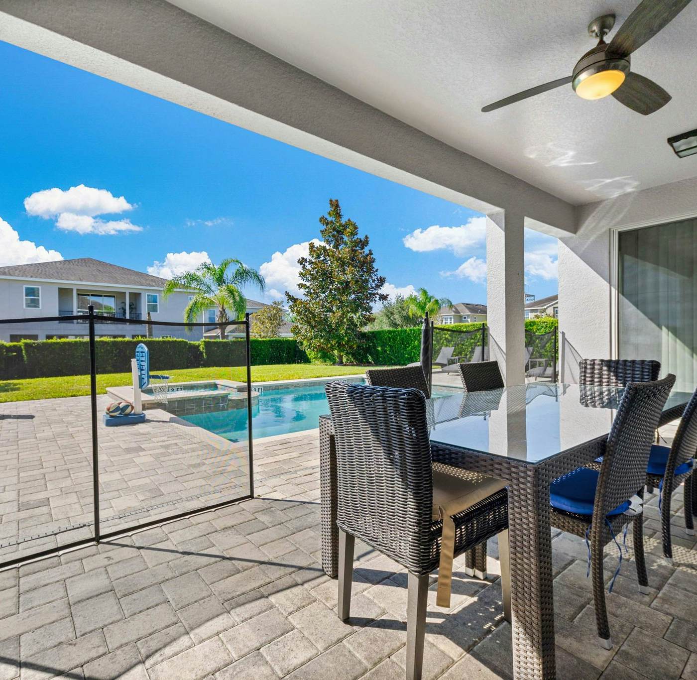 EC488 - The Family Reunion - BIL