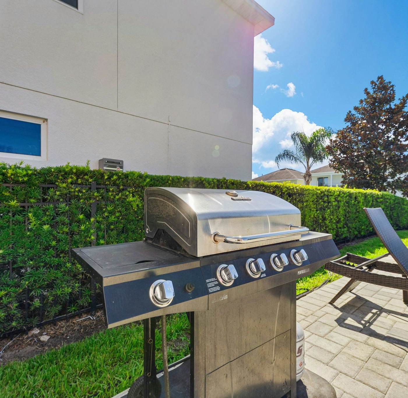 EC488 - The Family Reunion - BIL