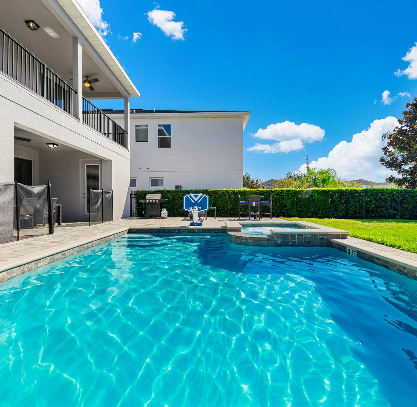 EC488 - The Family Reunion - BIL