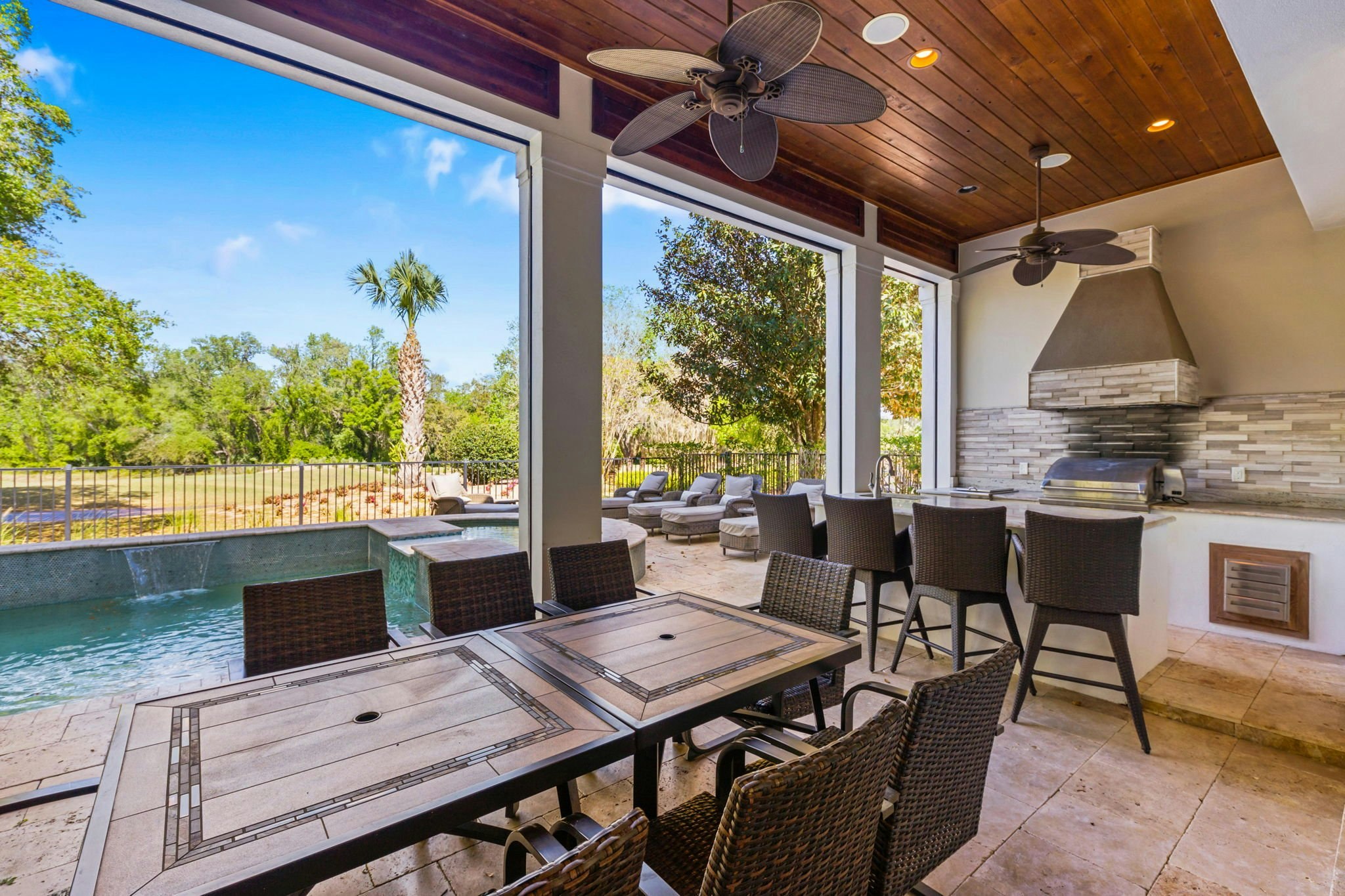 W486 - The Dream Getaway