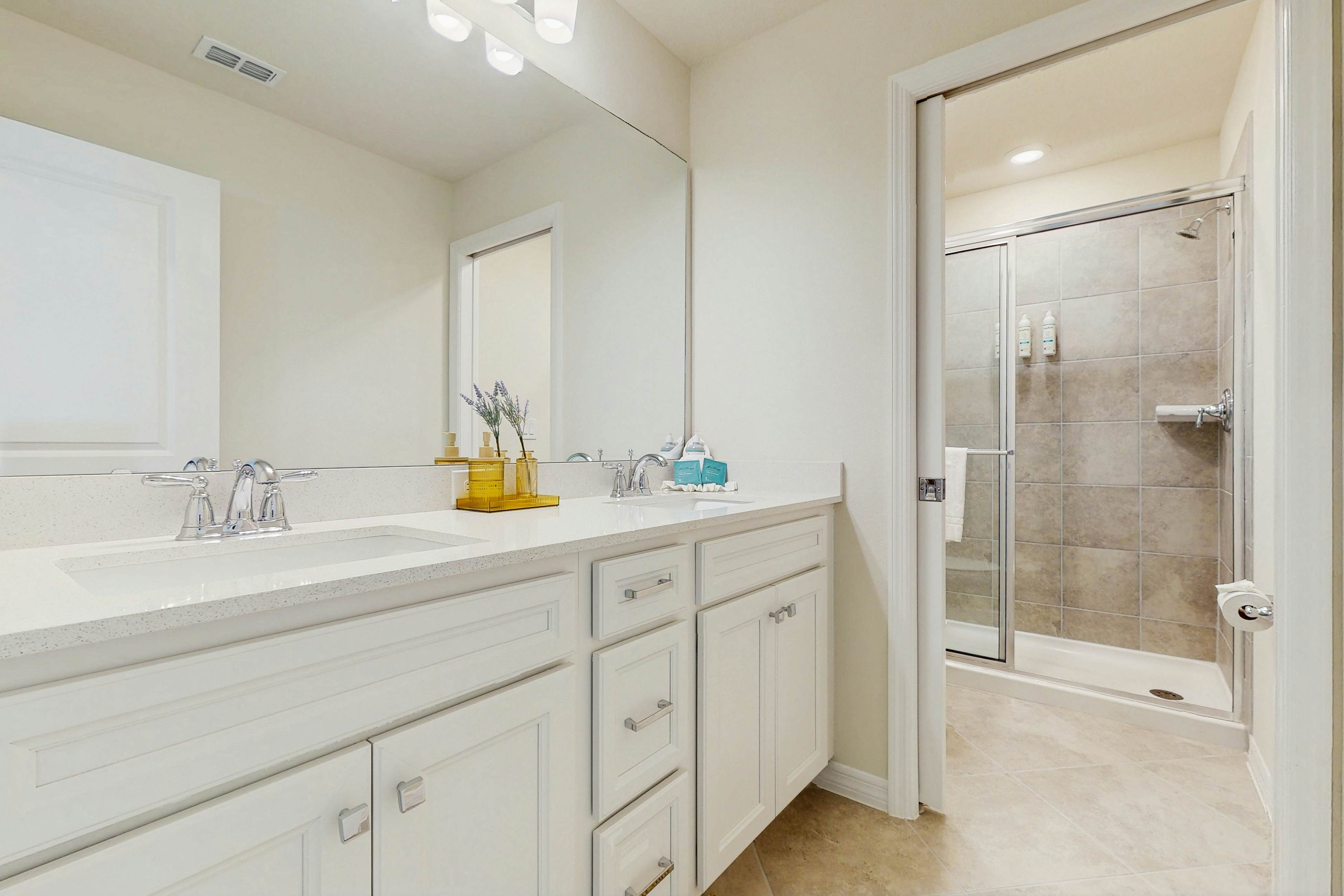 WC103-15878-7-GP - Clermont Family Paradise