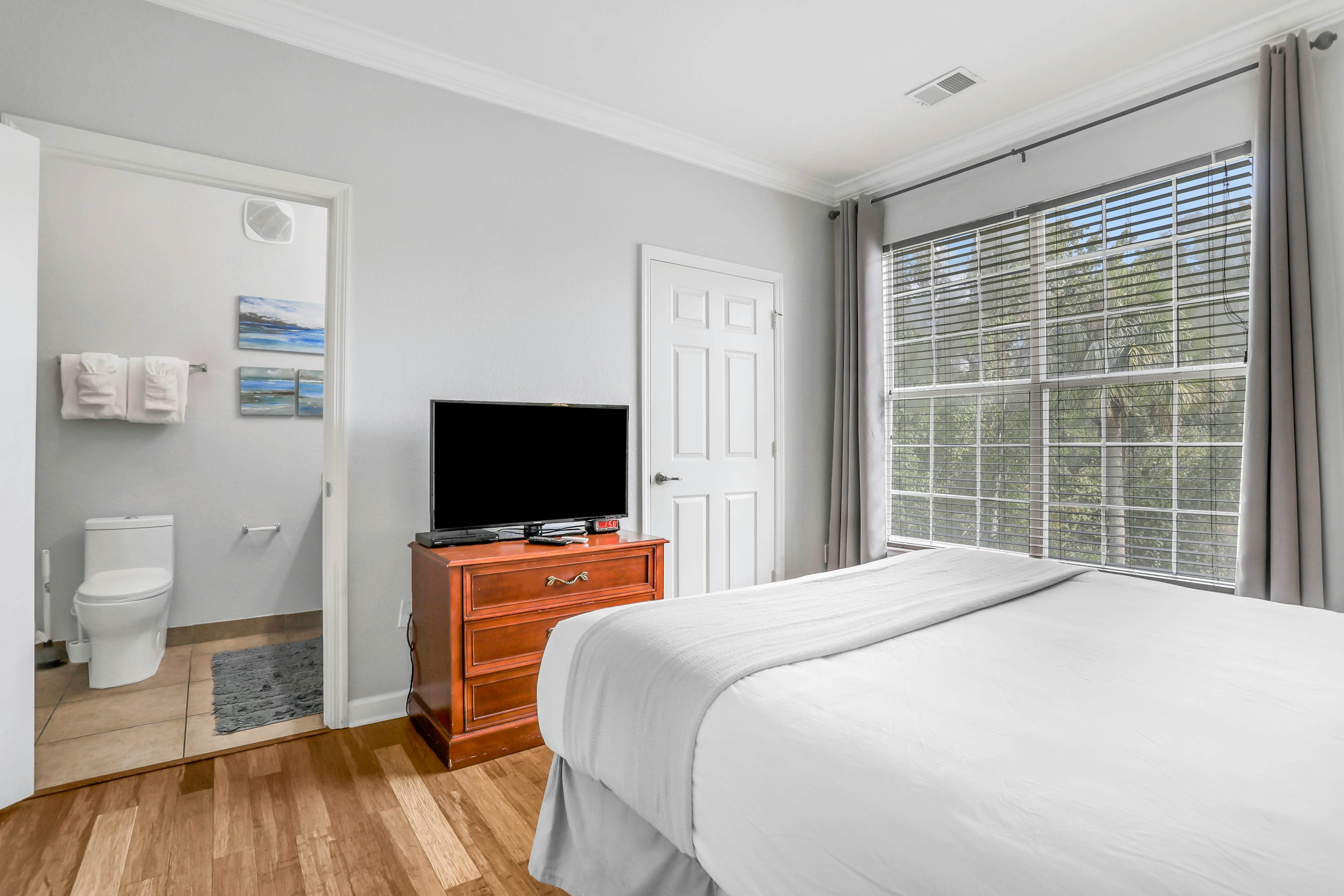 TUS101-1301-9308-3 - Tuscan Escape at Champions Gate