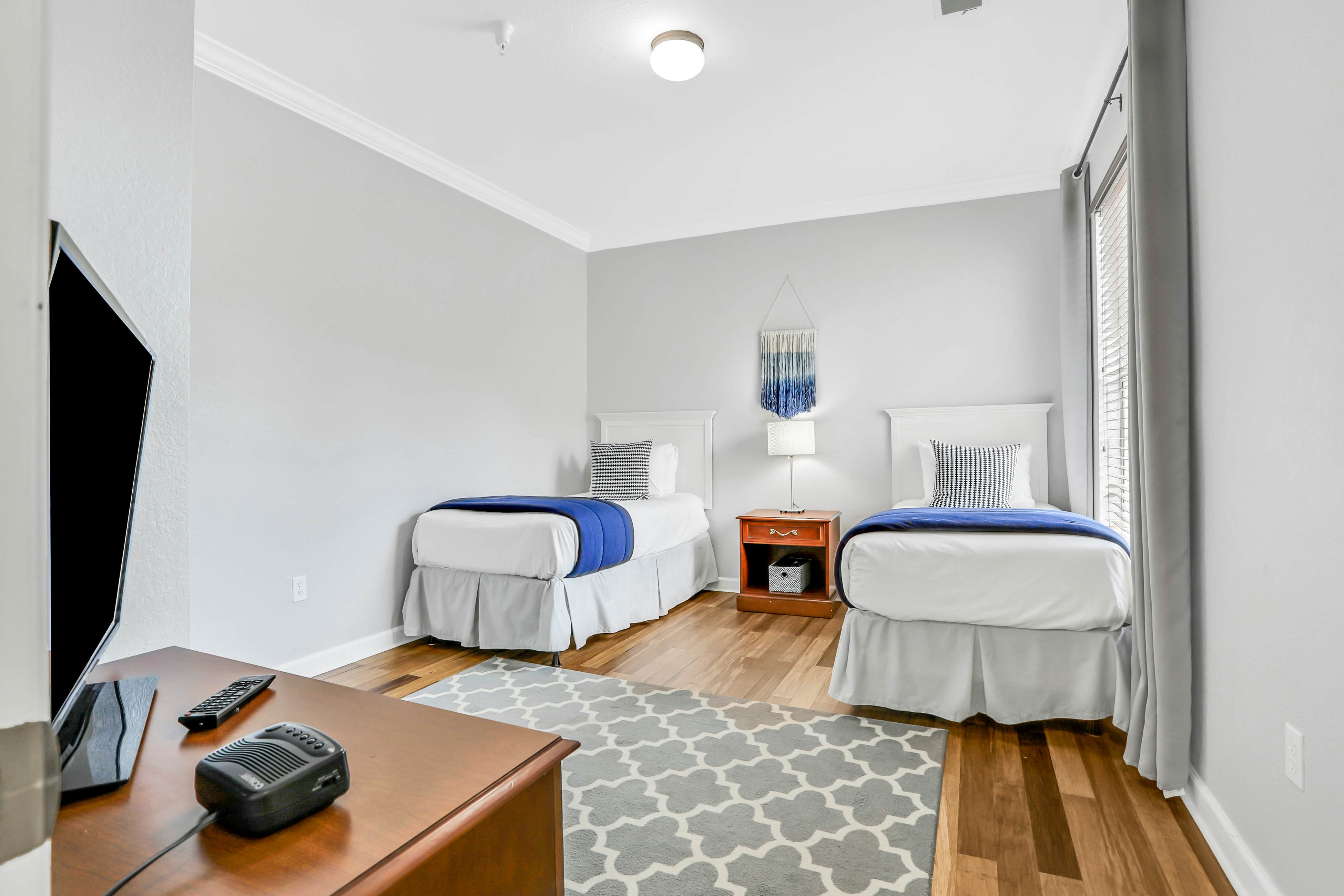 TUS101-1301-9308-3 - Tuscan Escape at Champions Gate