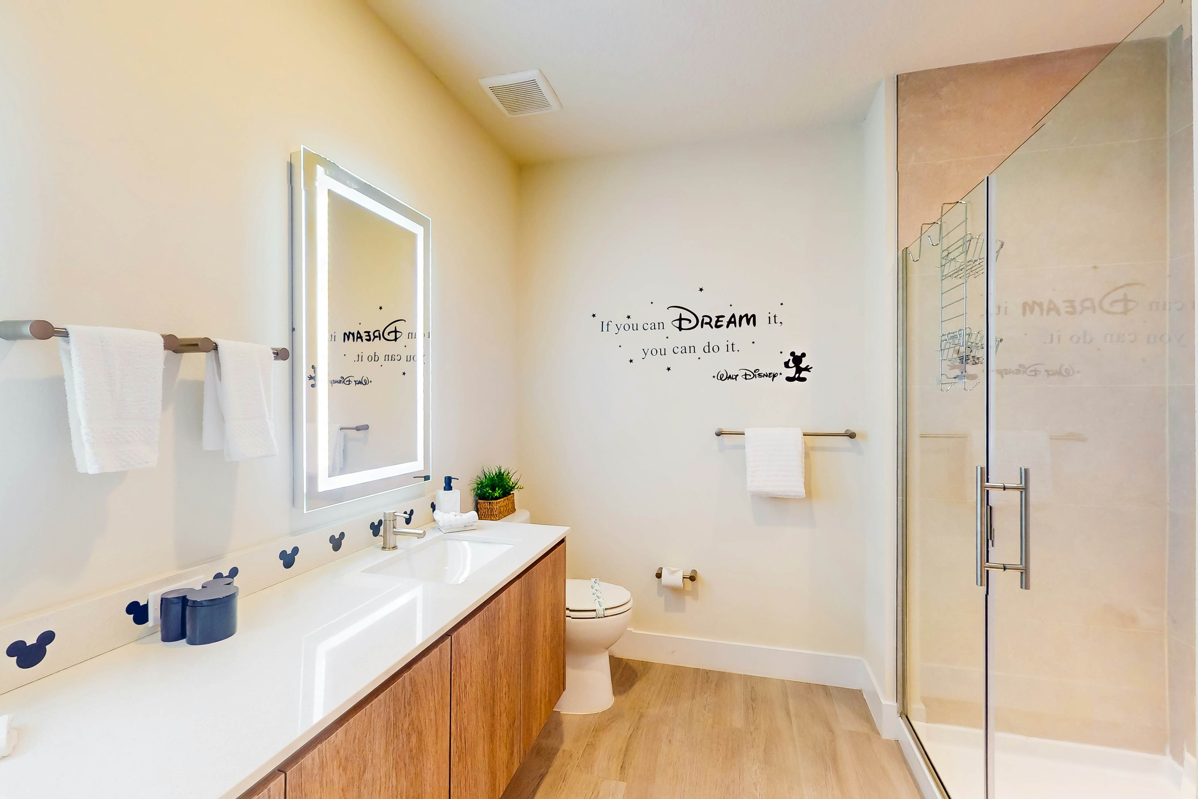 FCA107-17317-3-P - Mickey's Hidden Hideaway