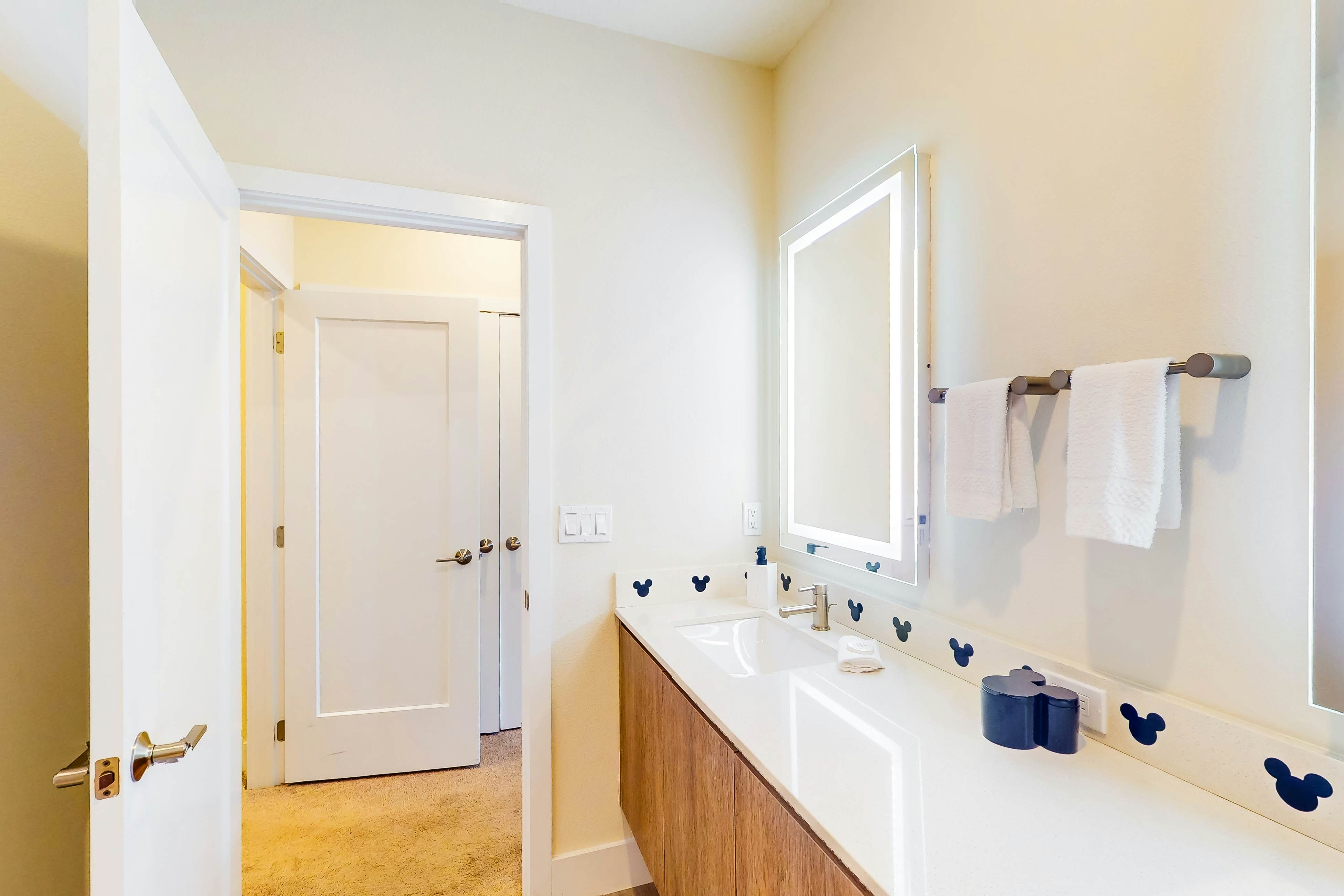 FCA107-17317-3-P - Mickey's Hidden Hideaway