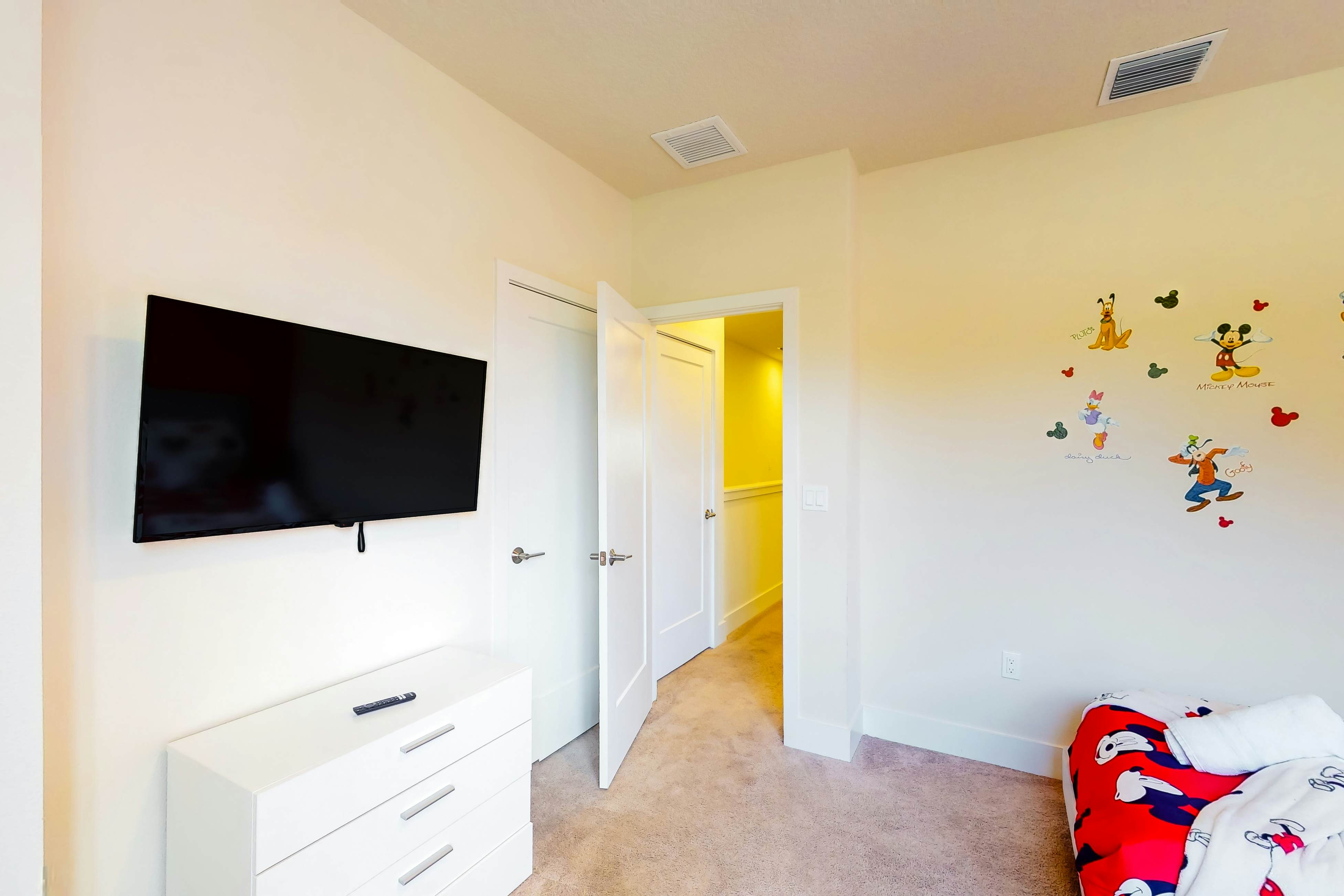 FCA107-17317-3-P - Mickey's Hidden Hideaway