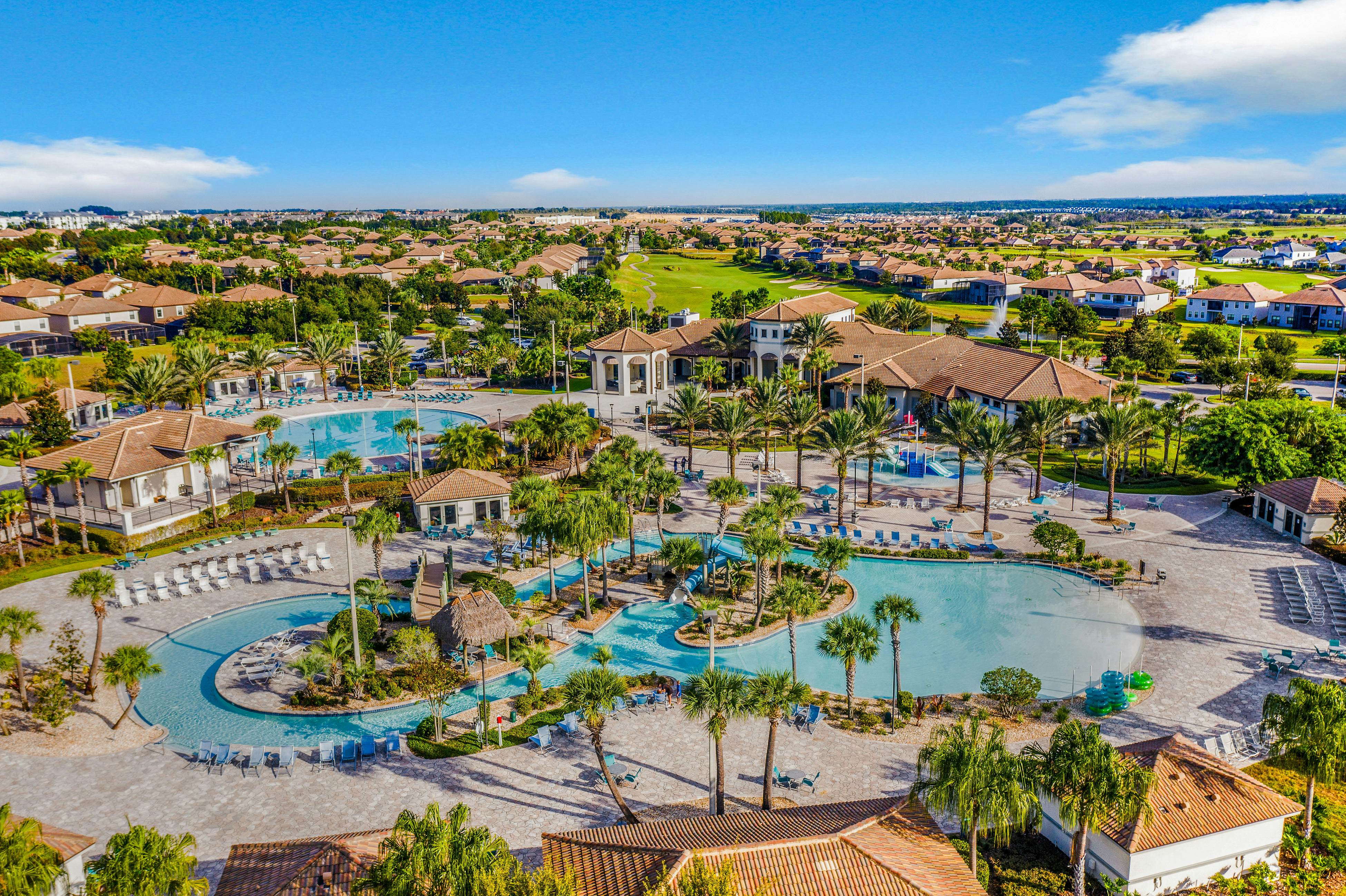 CHG124-1586-8-GP - Sunshine & Splashes - Champions Gate