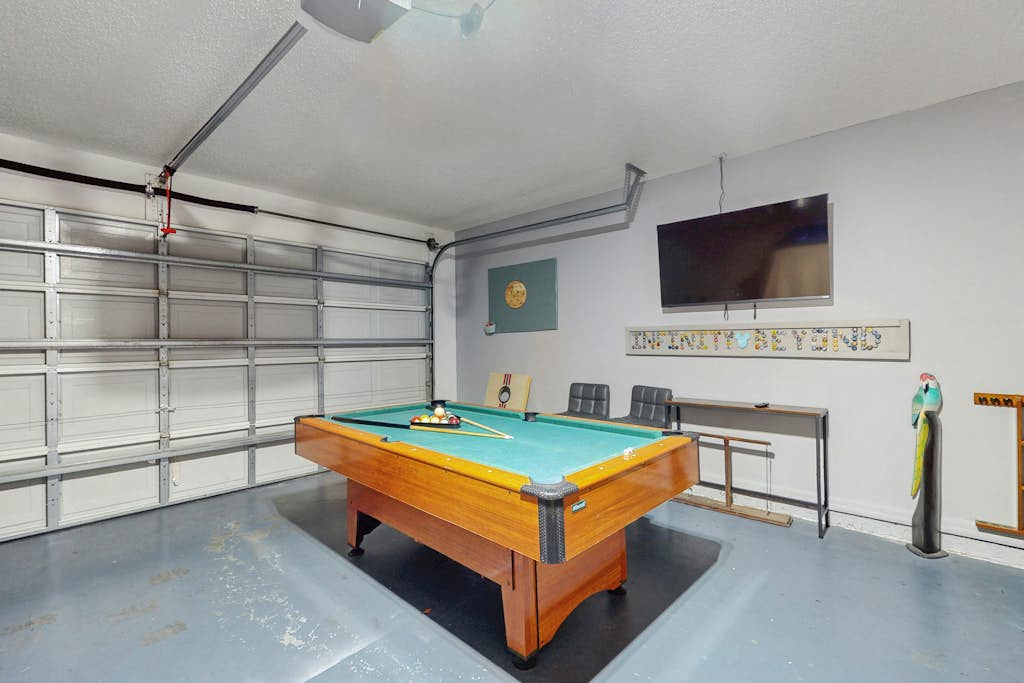 Spacious Retreat with Private Pool, Enclosed Yard, WiFi & Game Room