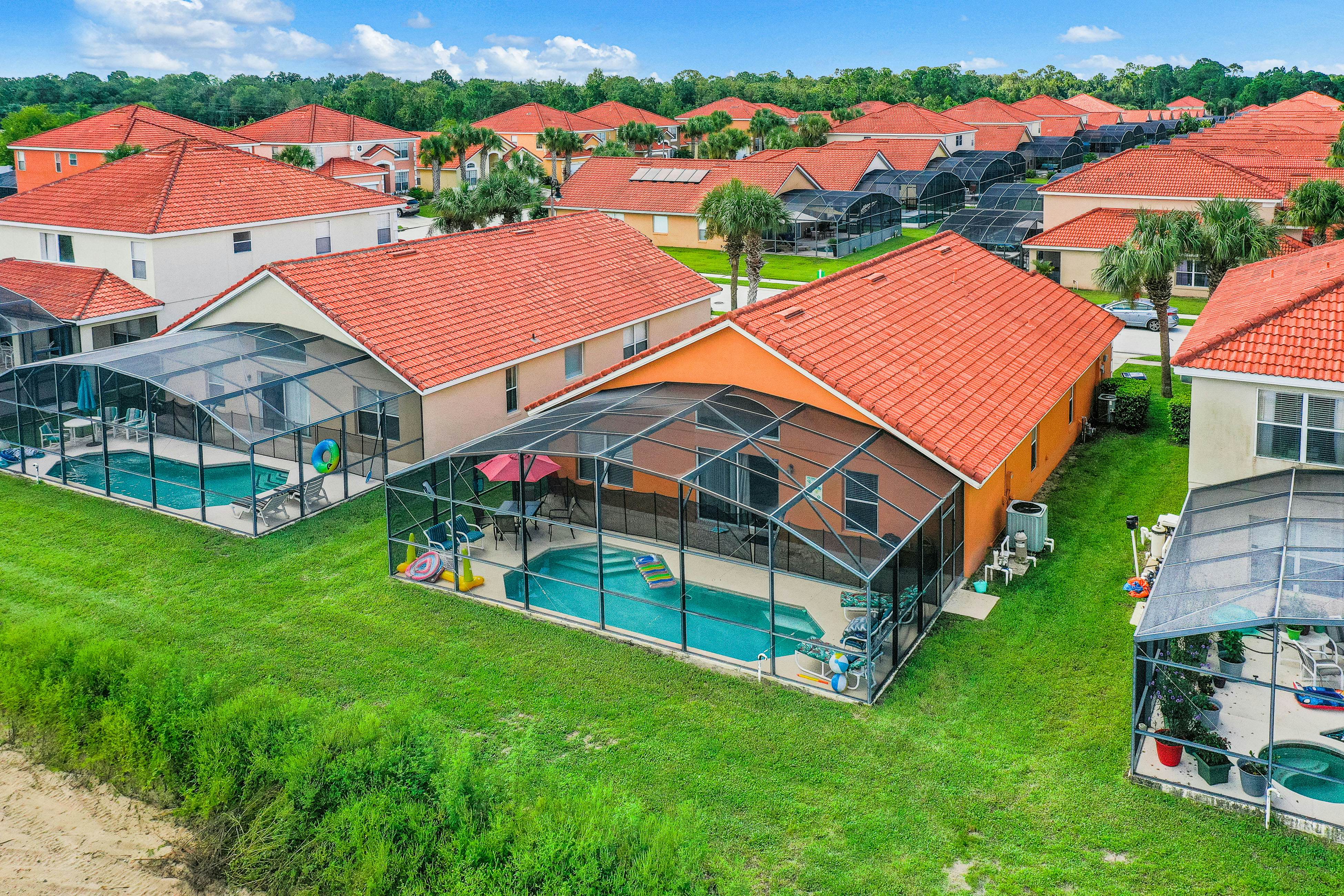 AVI101-316-5-P - 5BD Davenport Spacious Family Retreat